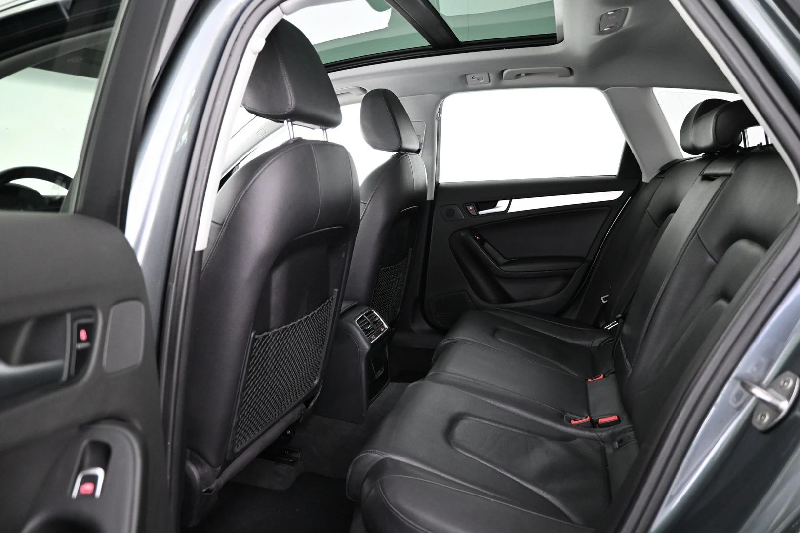 Car Image - 10MDQXu5lUUdjpUzEsf4fL