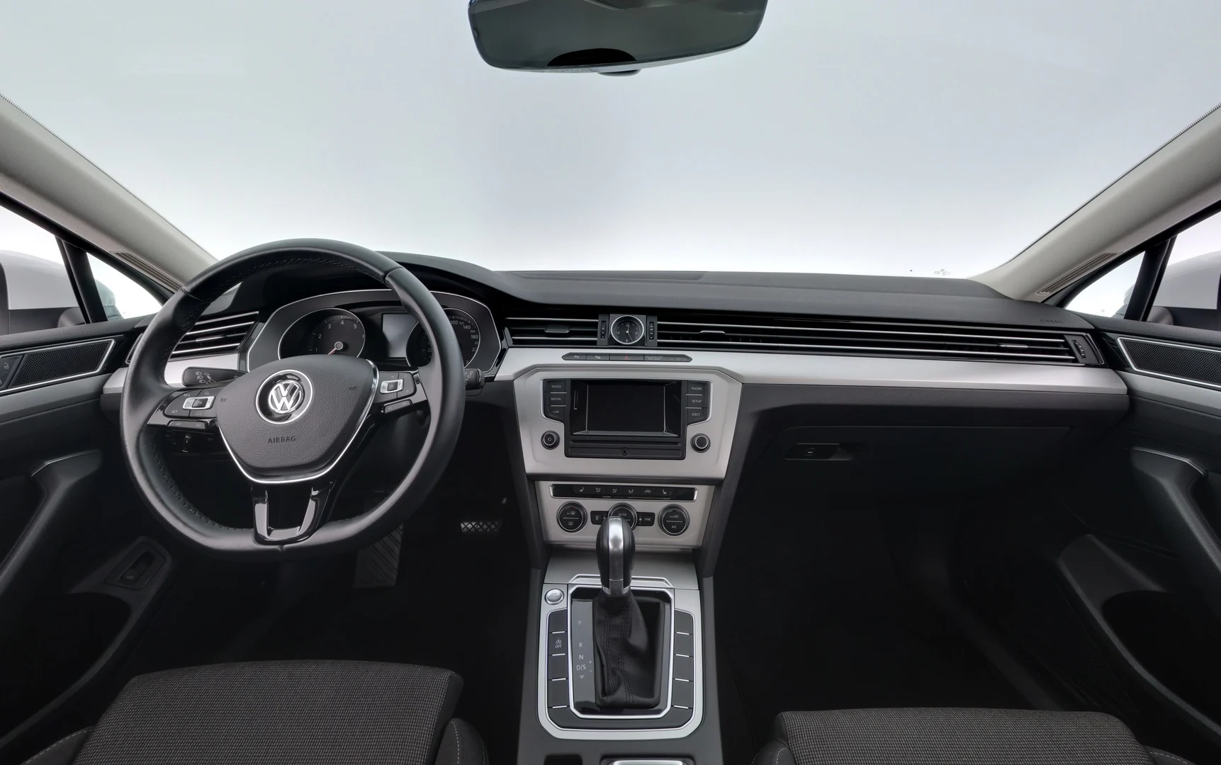 Car Image - 4nzwQsHx9X7l8ZrJFCklr8