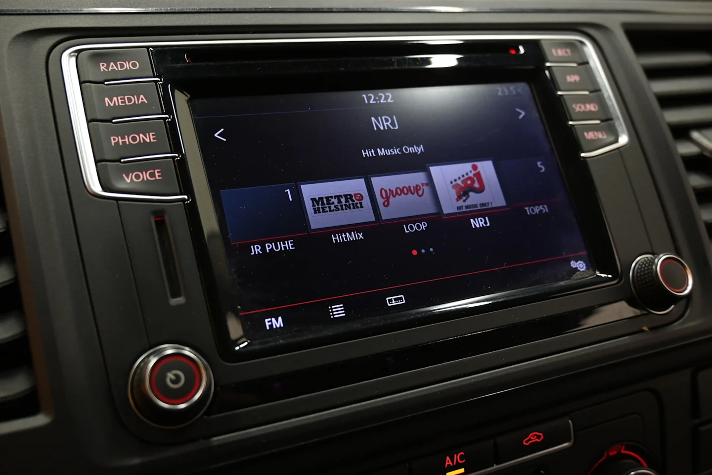 Car Image - 1S4RYQOeQbn9VoY42DLLKV
