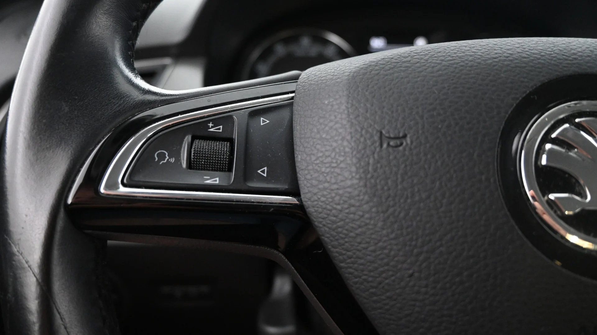 Car Image - 7JFtWpIrQbxDT5Q4Wx4tXW