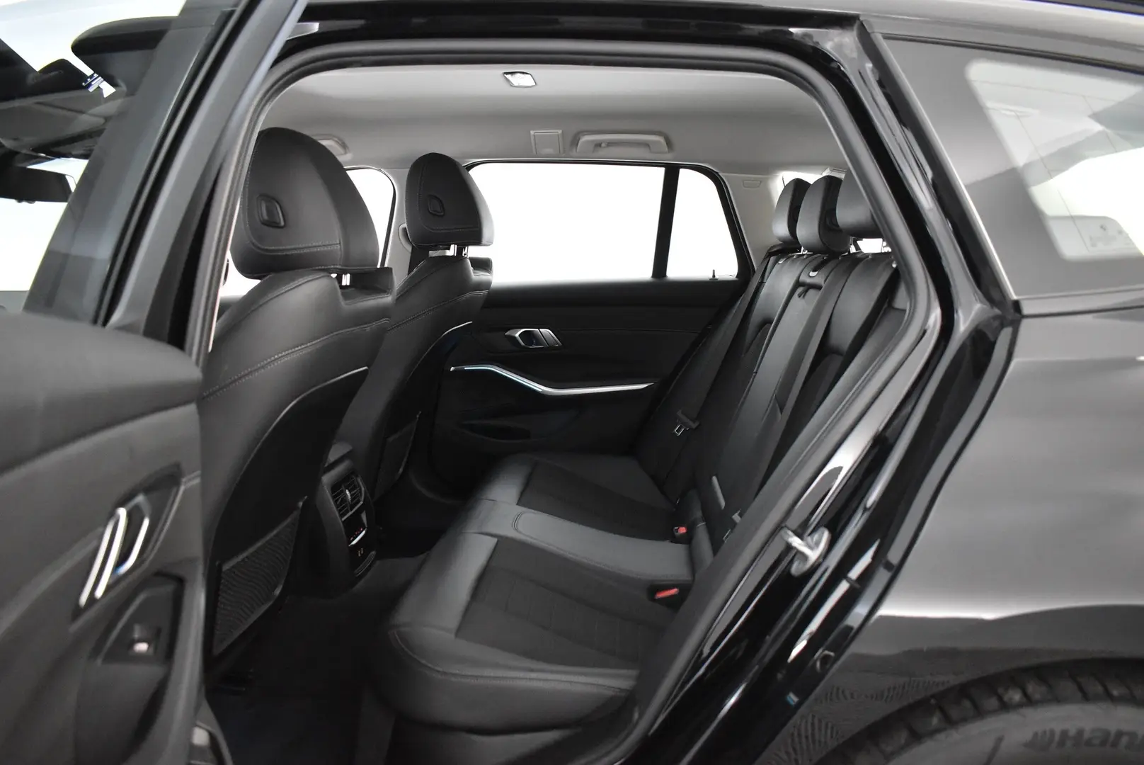 Car Image - 349h9lv4Z05YV4ceXEuprF