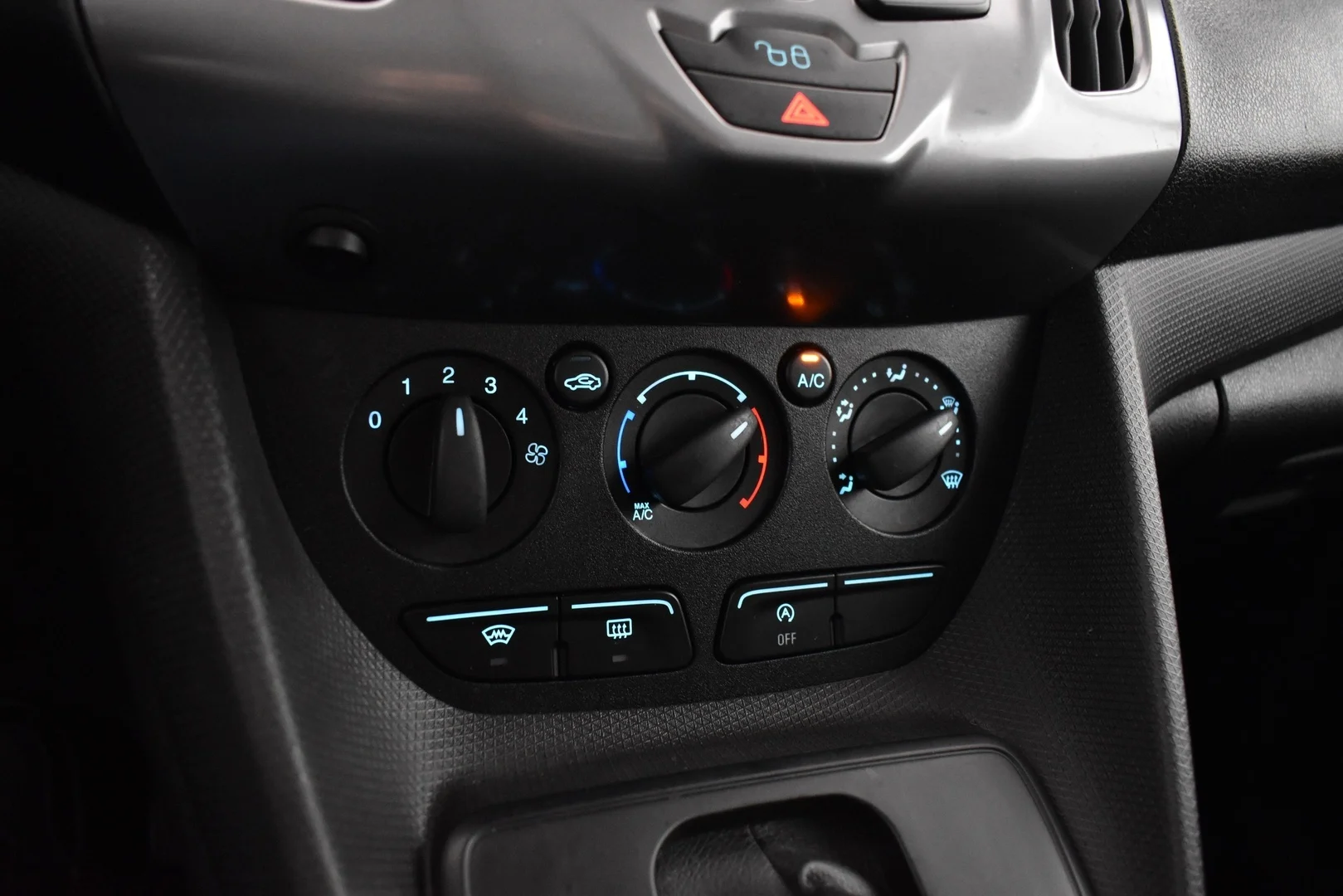 Car Image - bJVRiL4dlvUg3sm0Oyk5k
