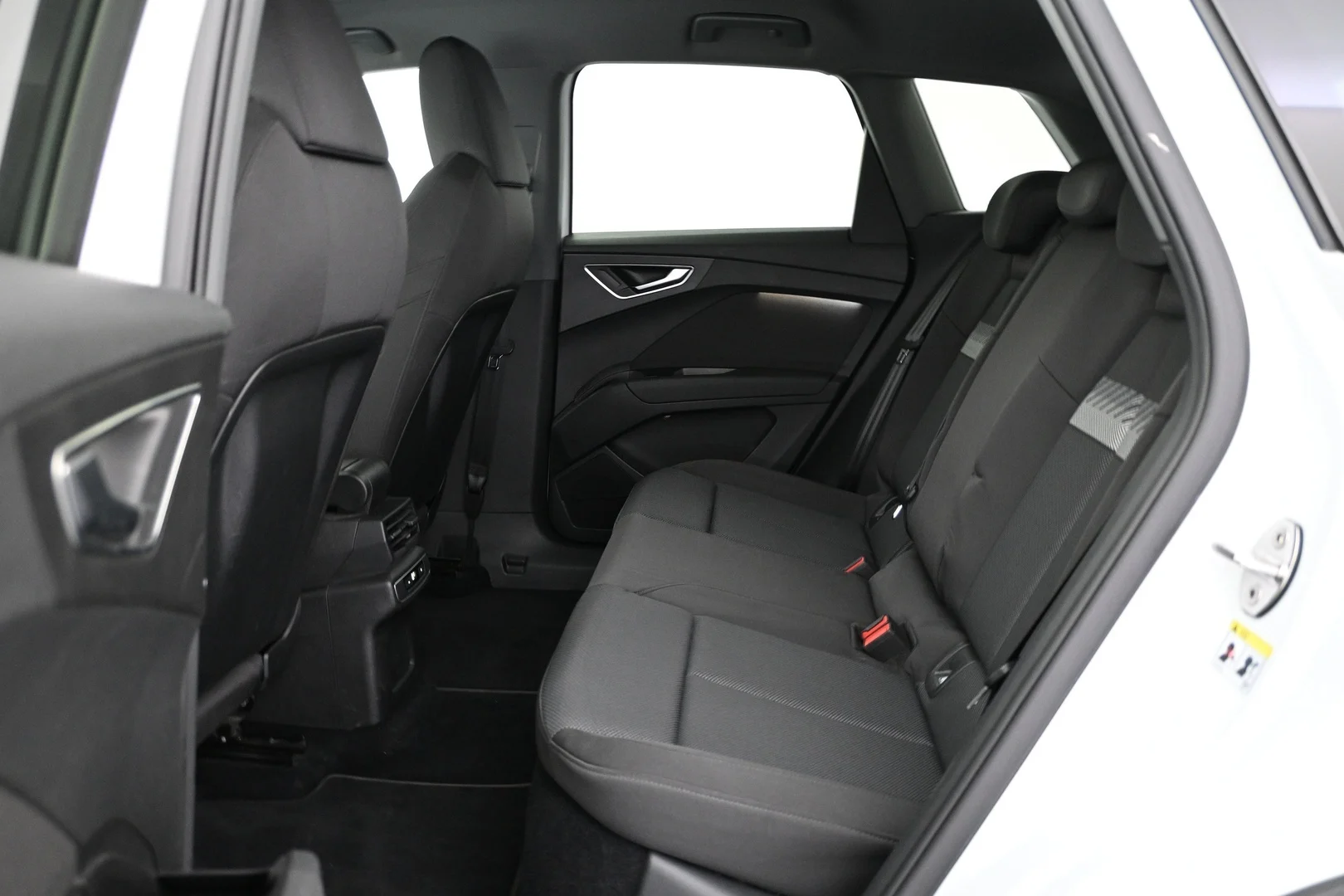 Car Image - 6akTRNvfoou585esxiZd0X