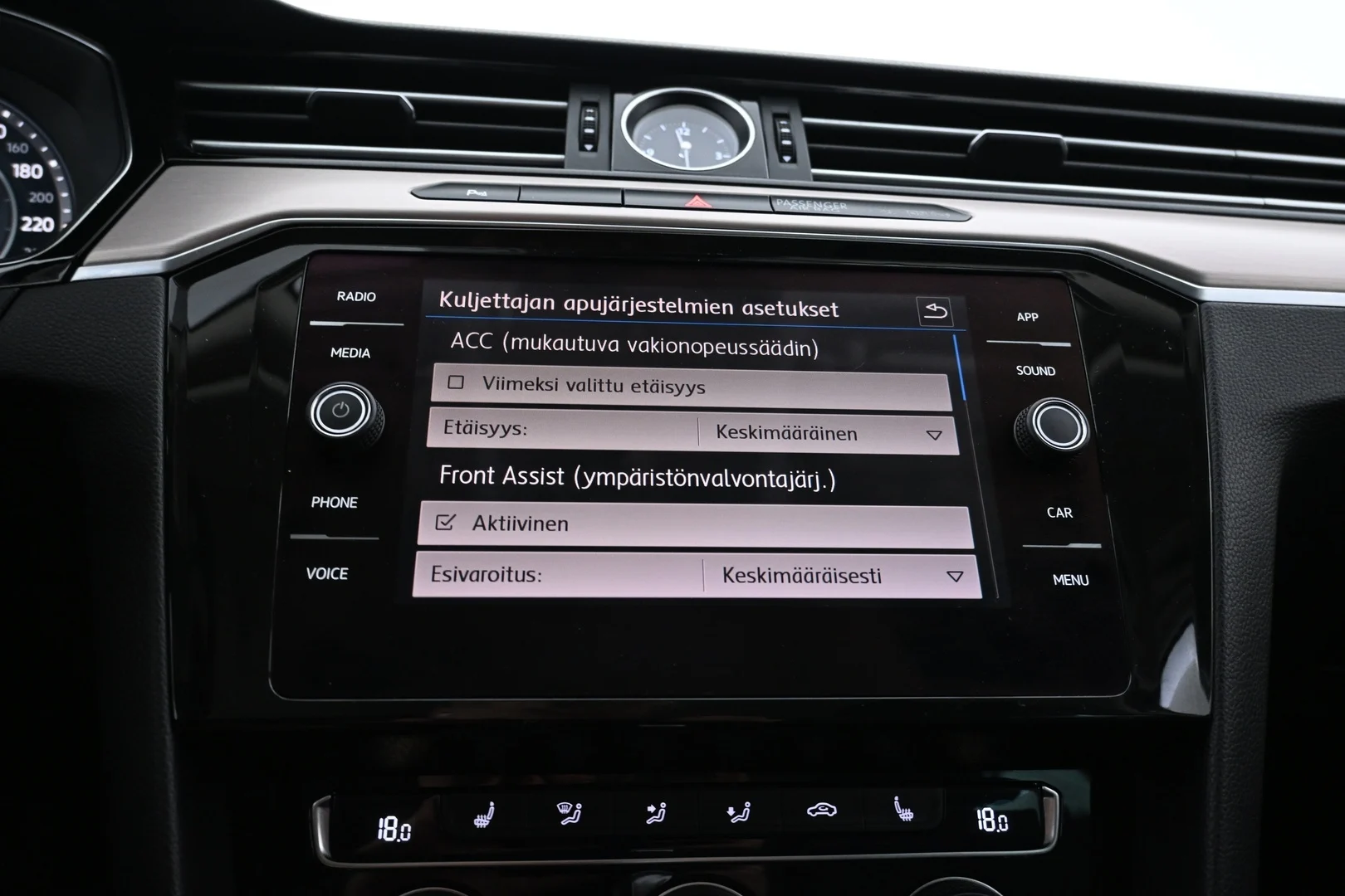 Car Image - 5ECp5sTZh1Y8qv6OeWvTre