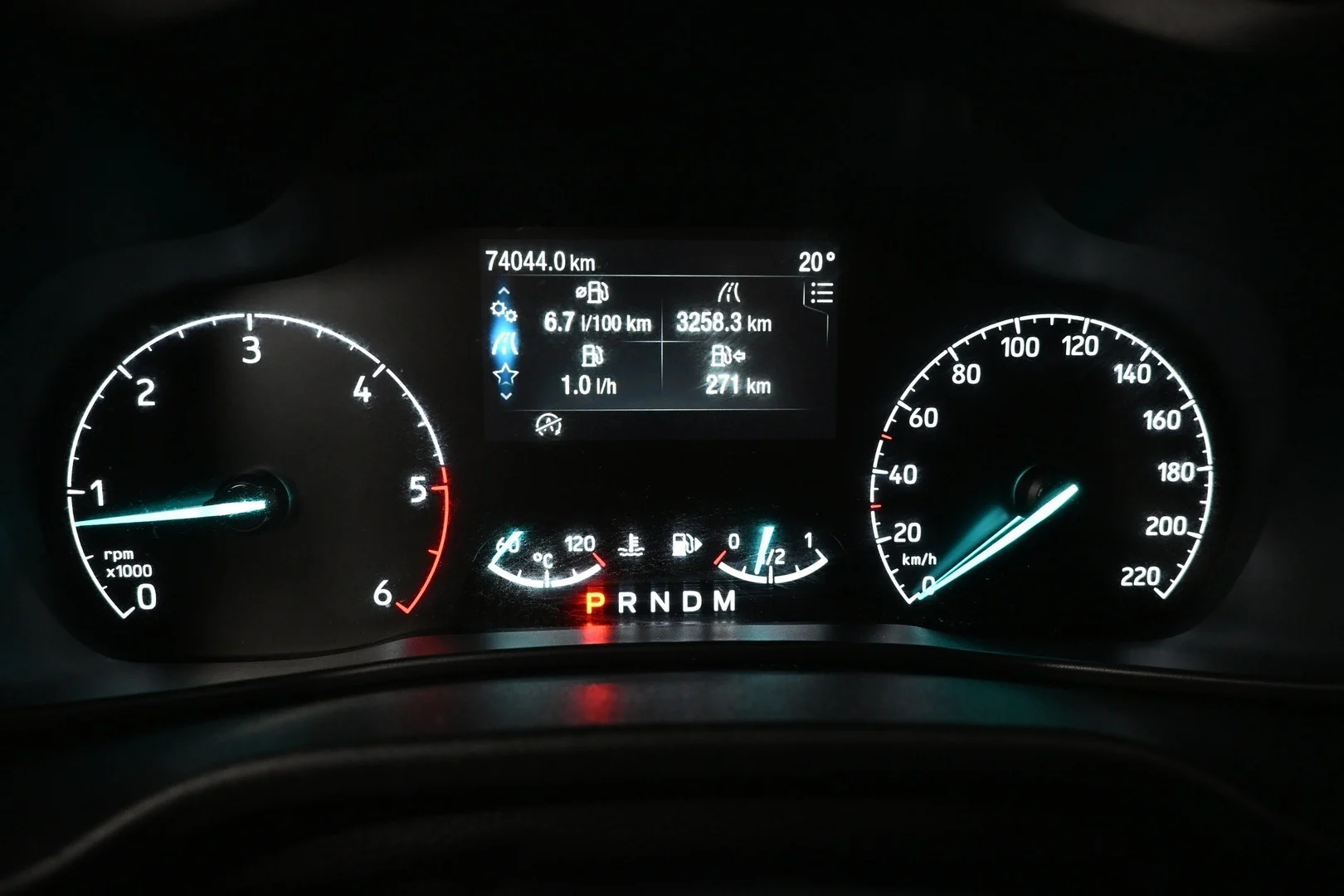Car Image - 4QpJy4Ad2U01PrcdC5eorE