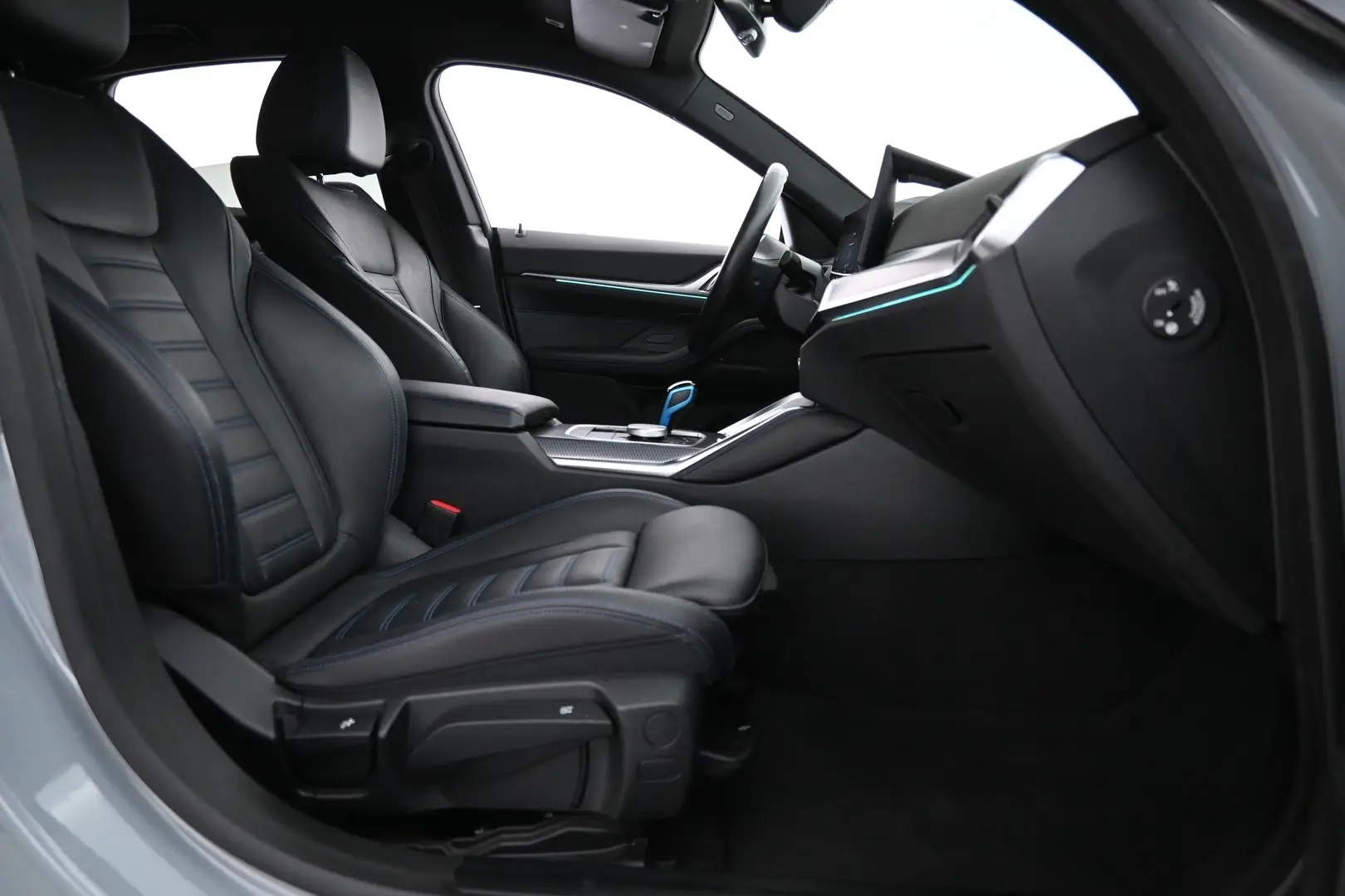 Car Image - 7bpFVQ8sfk1dz4yWdVGivV