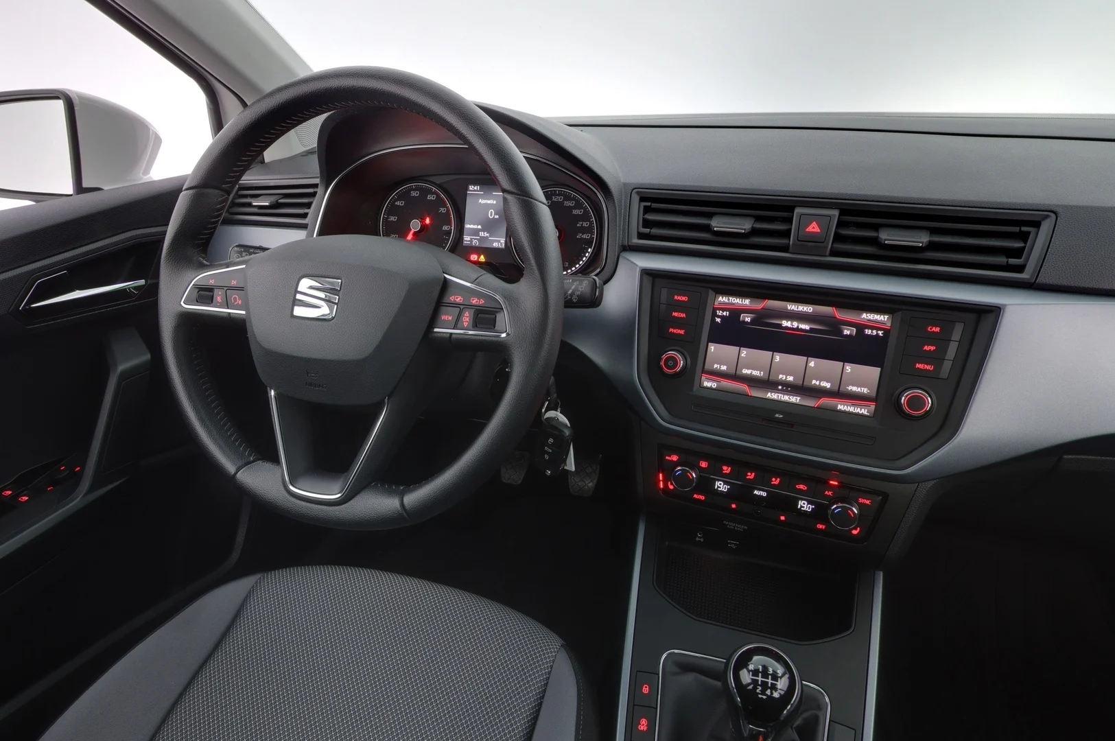 Car Image - N1keoTs1Q4iuLavNLbBDI