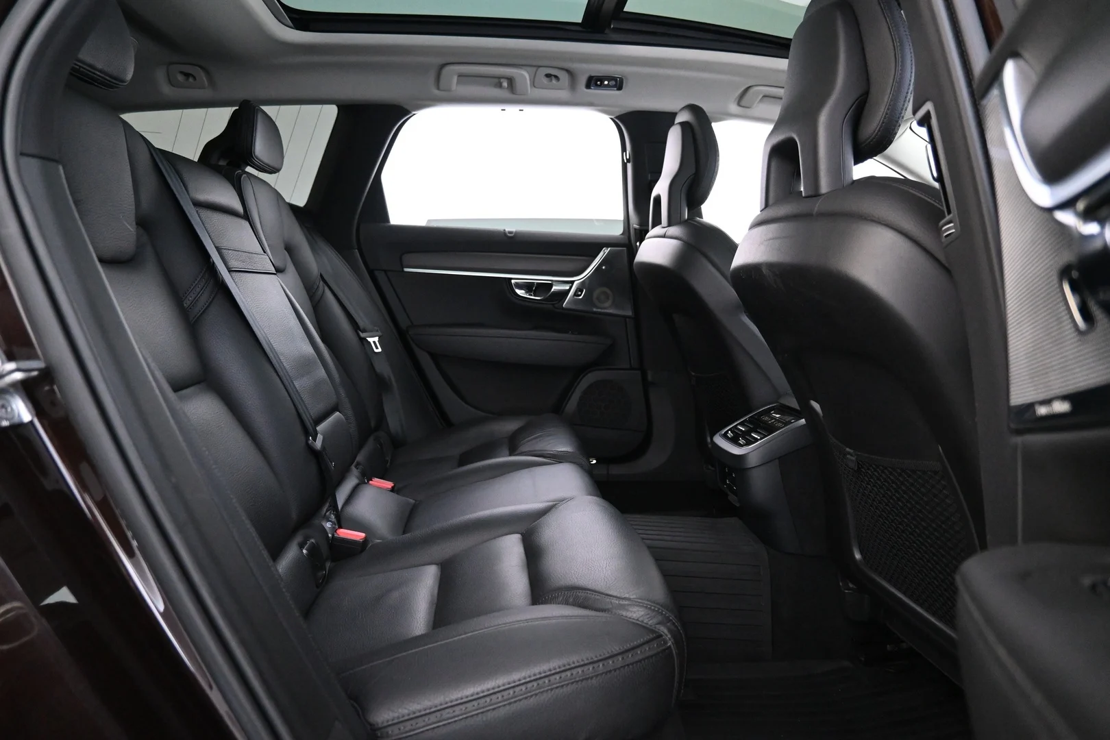 Car Image - 4zanVJC6PczF7OE8FDw947