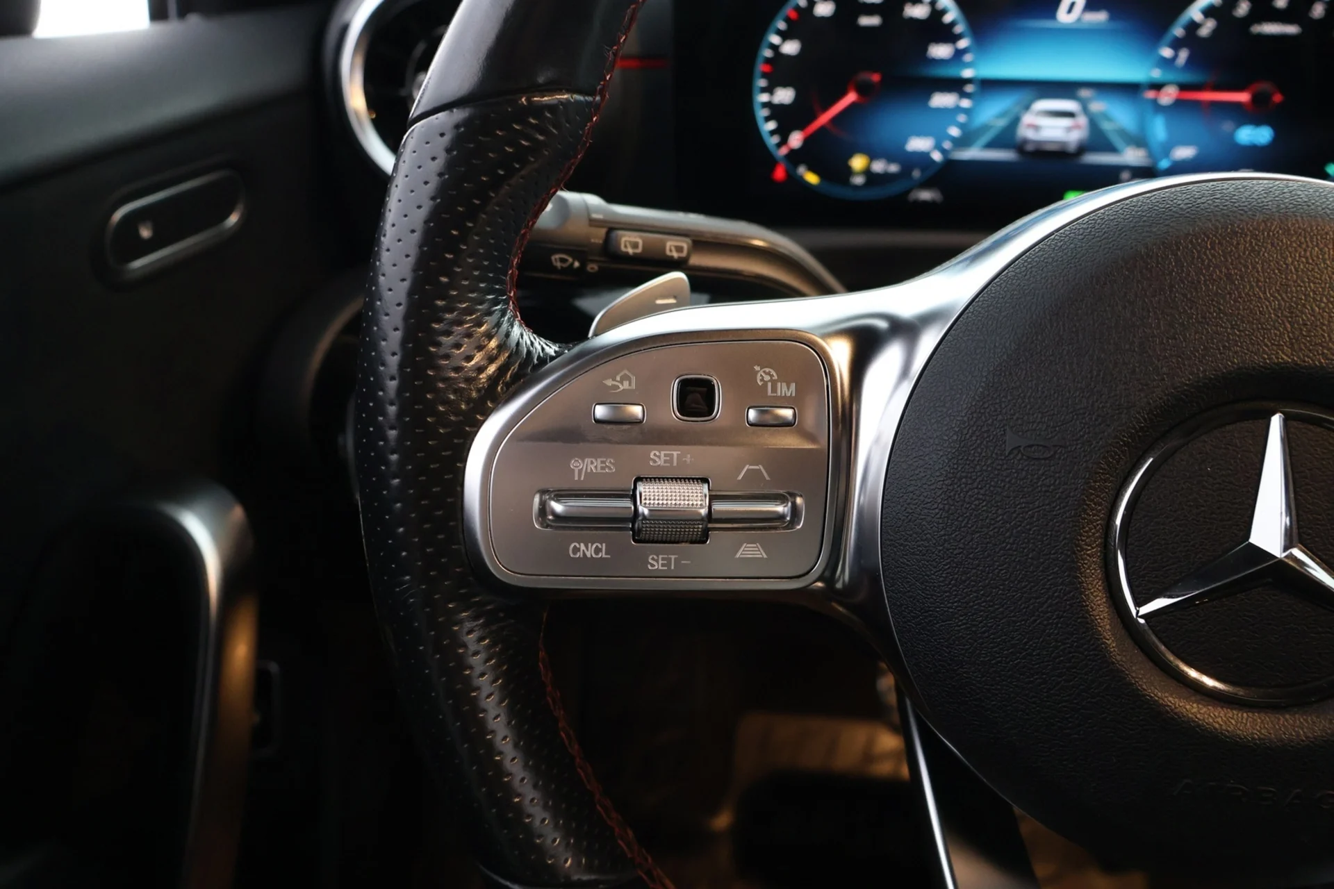 Car Image - 61SkymPmBvwSH0E4nBixhU