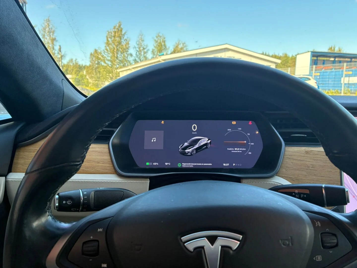 Car Image - 2Lr8CeZmtpVkgGQU6p3hU3