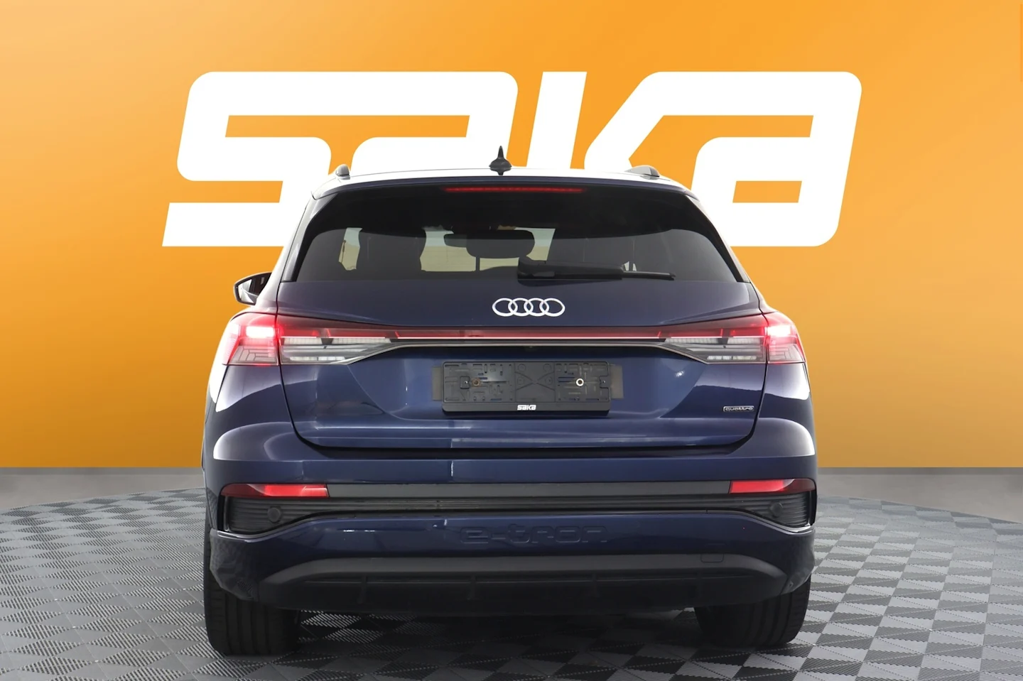 Car Image - 4wL9DkUpkbx8SNqcIO1C25