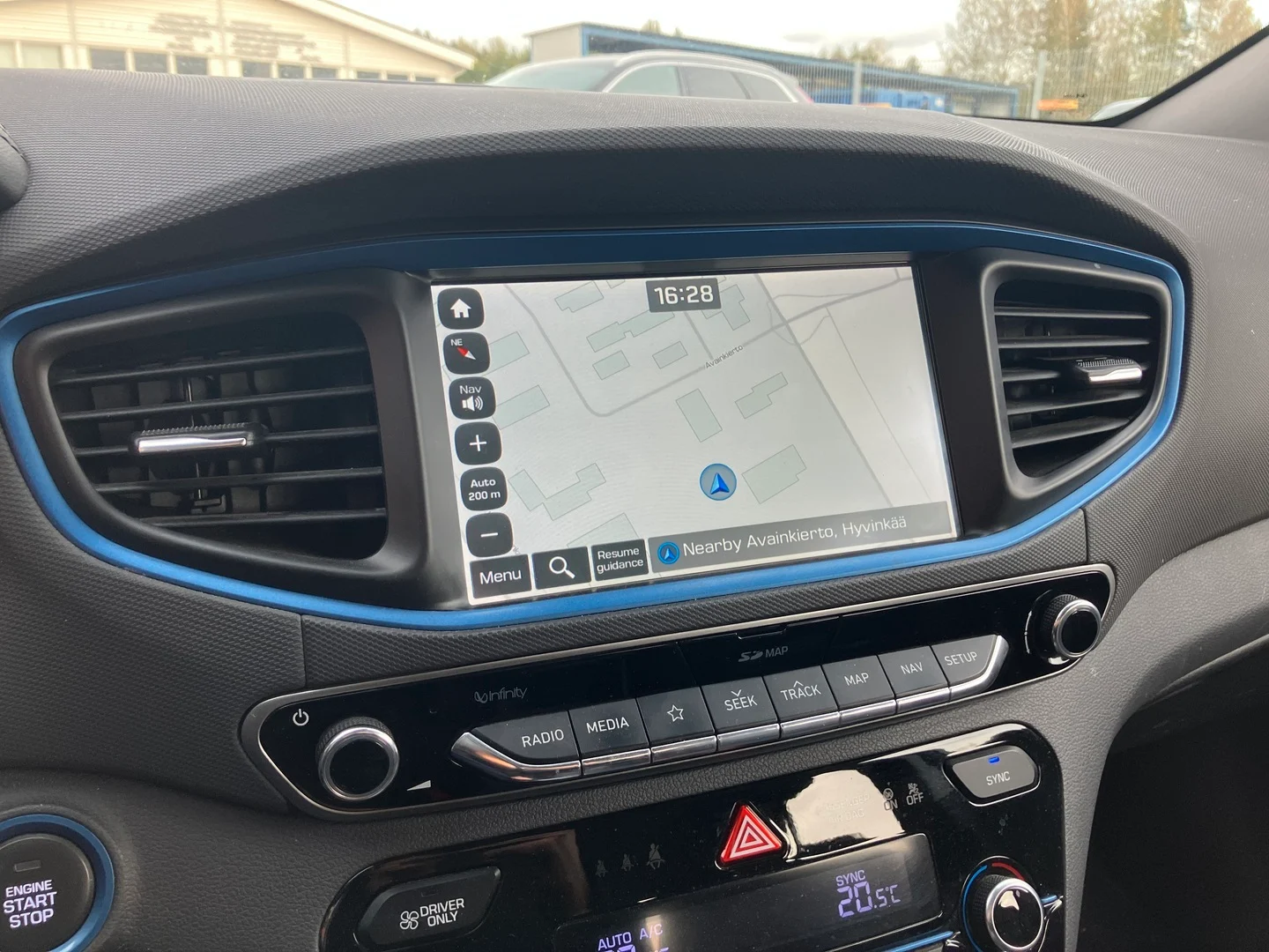 Car Image - 43lOlxZO4PZCwmN3pY4bYZ