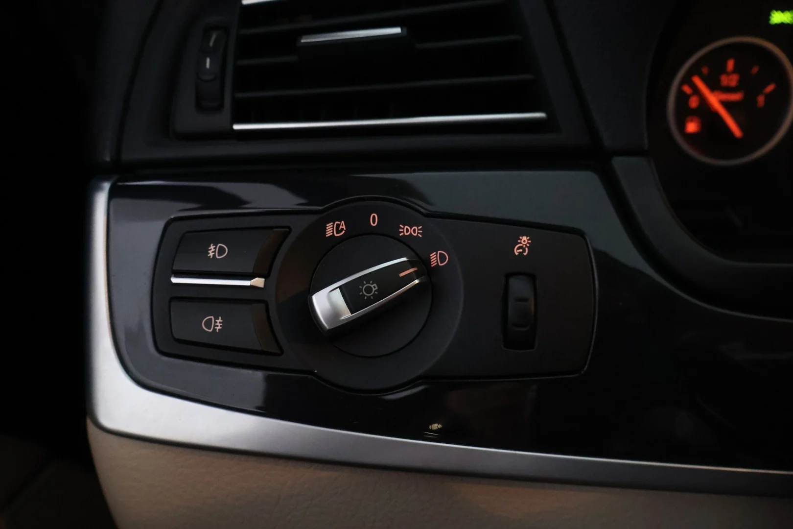 Car Image - 1pEDvPv8NKM41yyP36NMzU