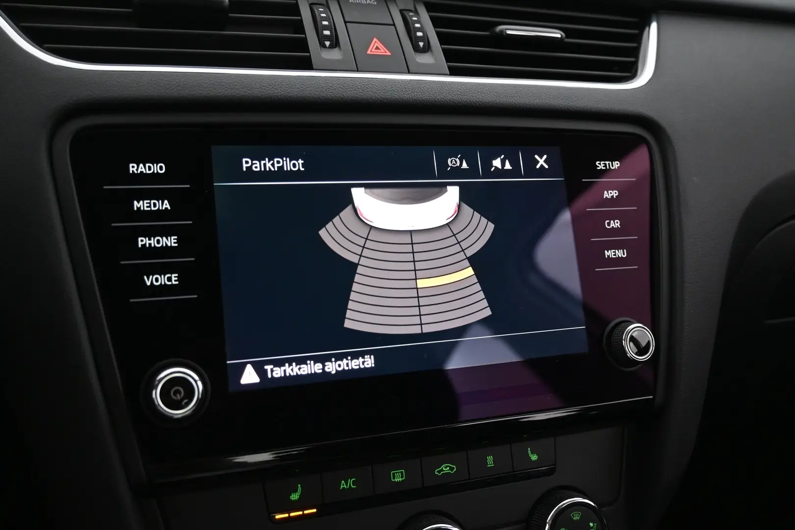 Car Image - 5UxozruUhcRIn5c3jeUMLm
