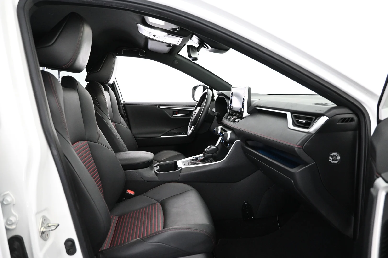 Car Image - 6jFHGJblwe97WWn1fMWNJ7