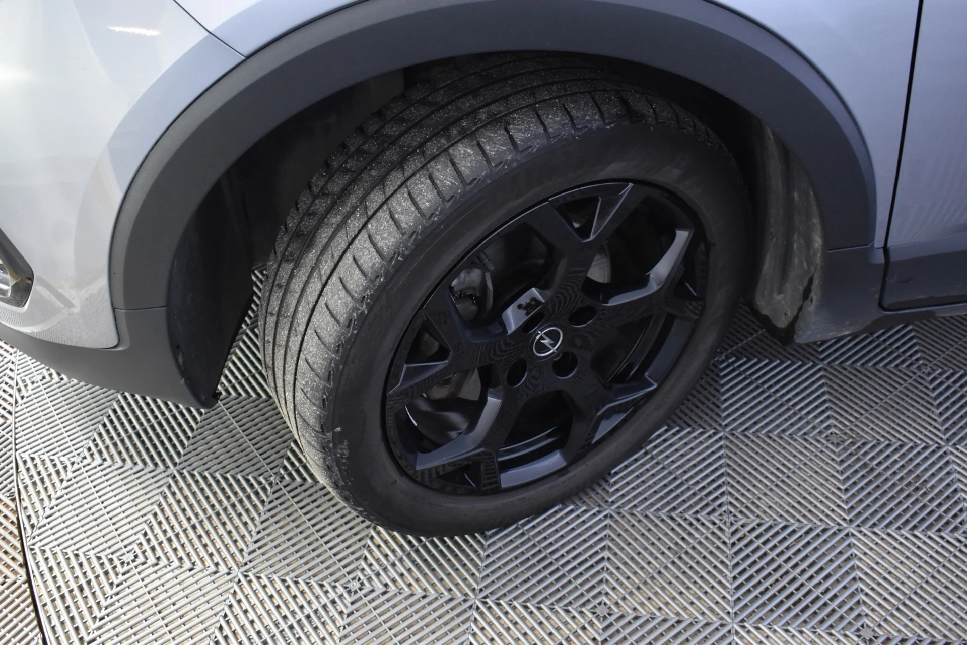 Car Image - 78N8nyg6gnIWlZ4cXebeU8