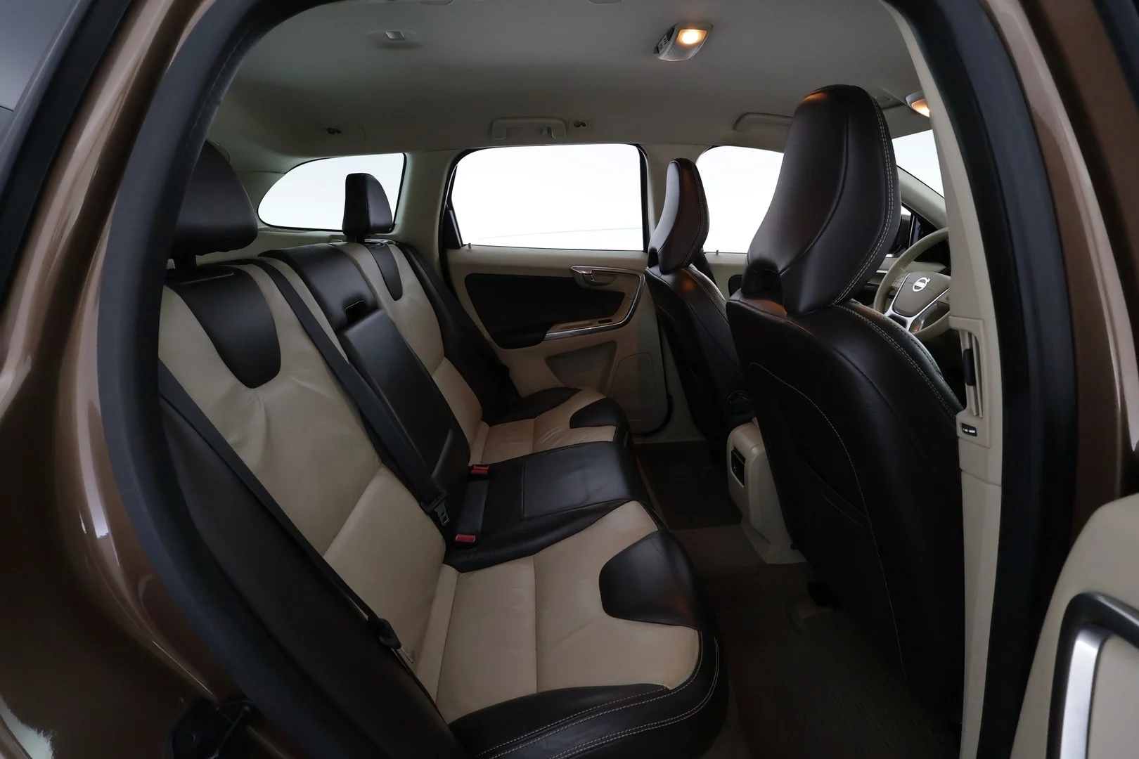 Car Image - 5dLXYhSCap0iYQuj96Qq3D