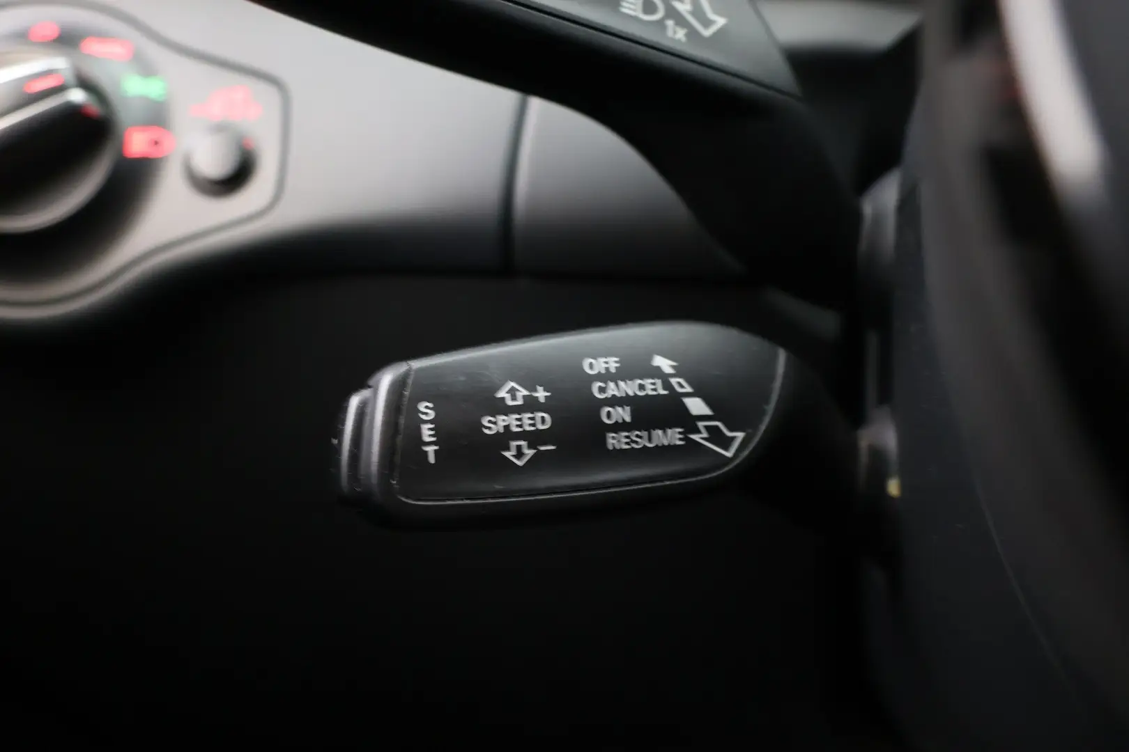 Car Image - 3ULgZZfMflr7hxIRCQtjzQ
