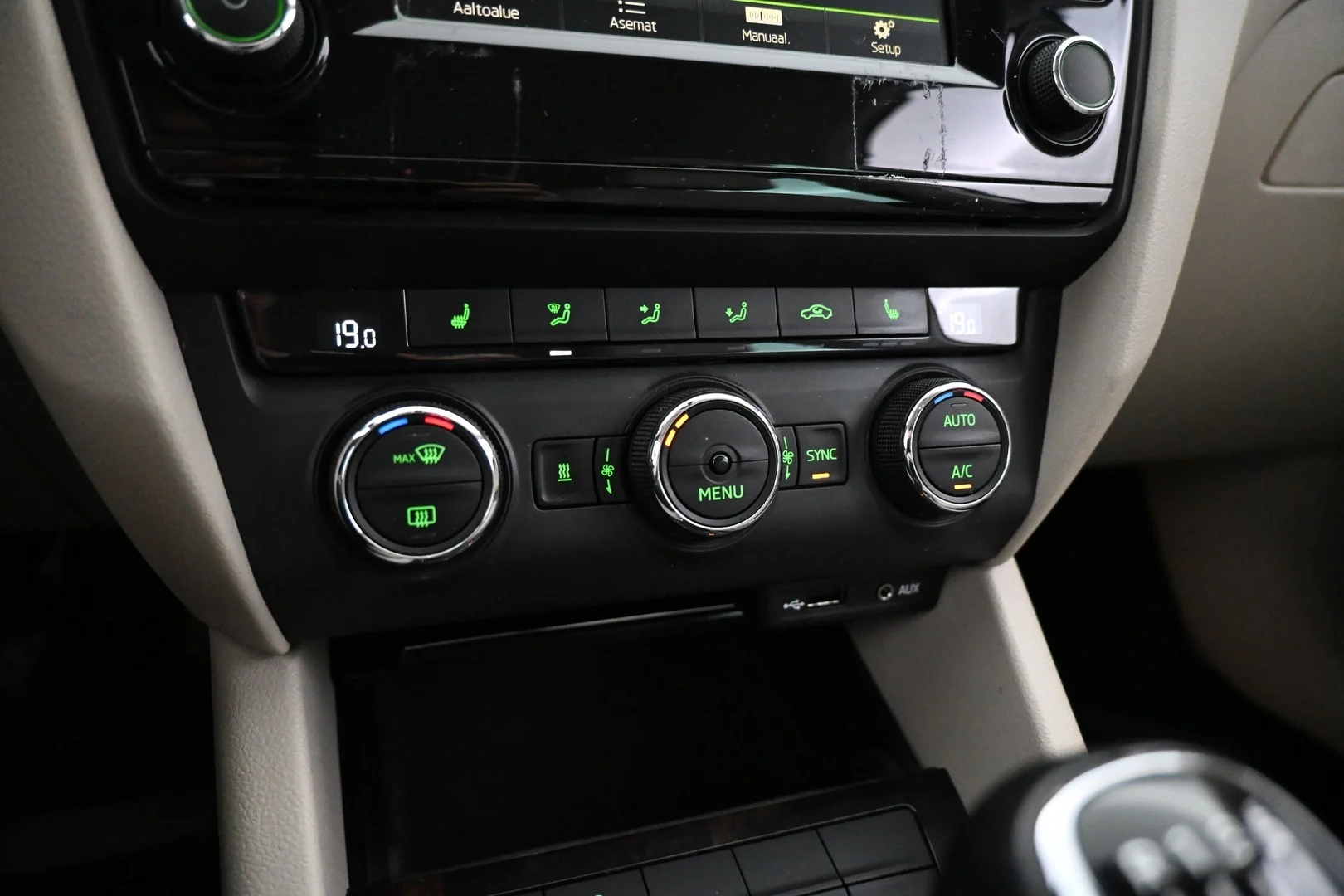 Car Image - 6b0HZQrni6q5JC9lMs8Y4z