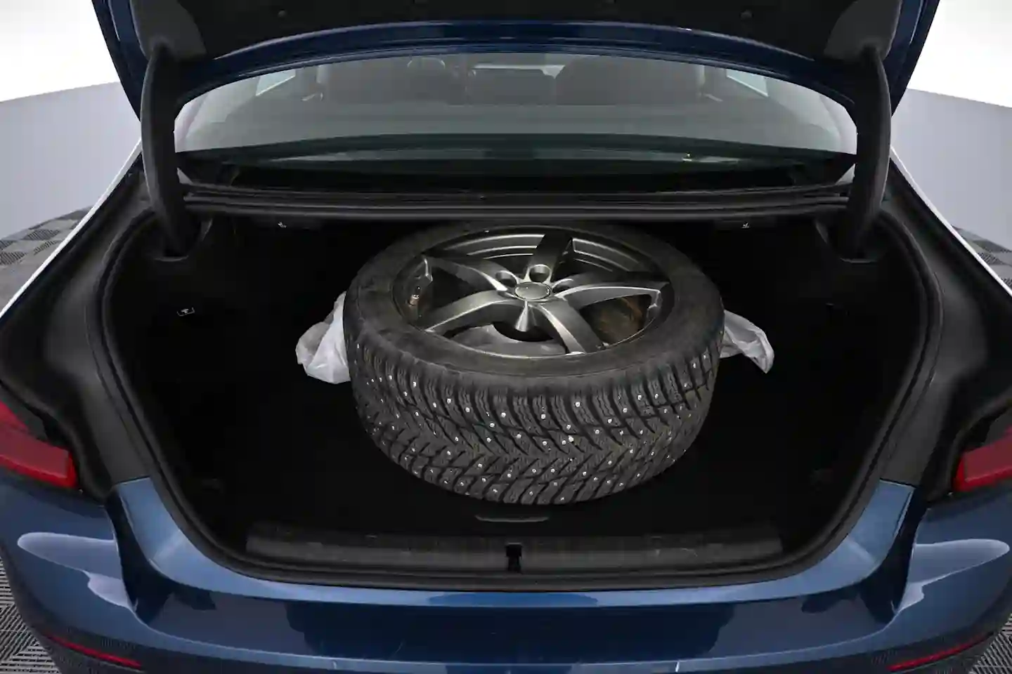 Car Image - 1BNd3ZXZDQcmleBciyCEvx