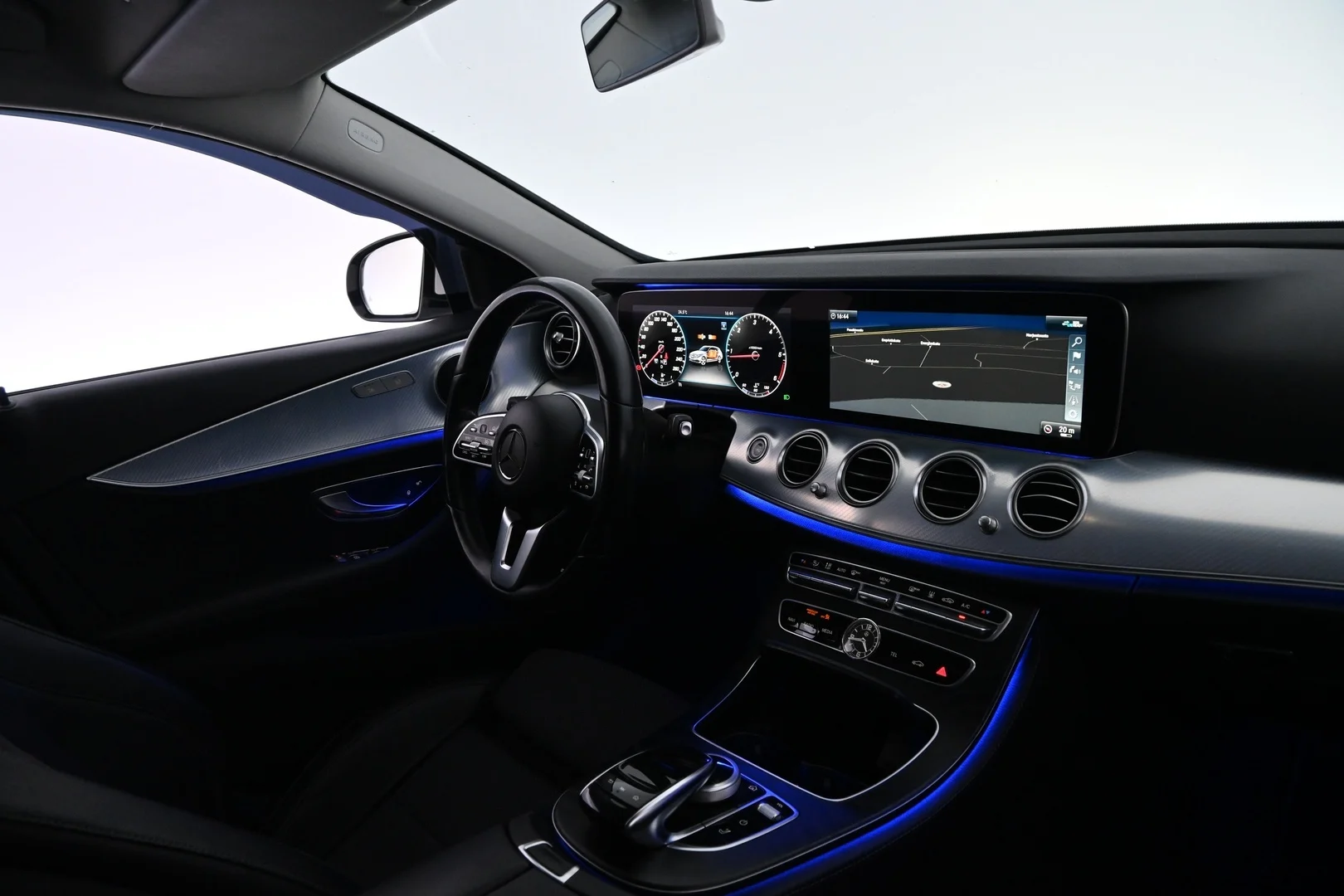 Car Image - e4D1byhqctysAf8PQATed