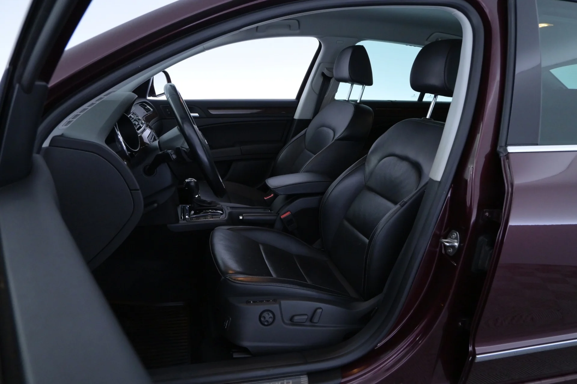 Car Image - 2l4oCtjPblXcC3G3tZ9J1y