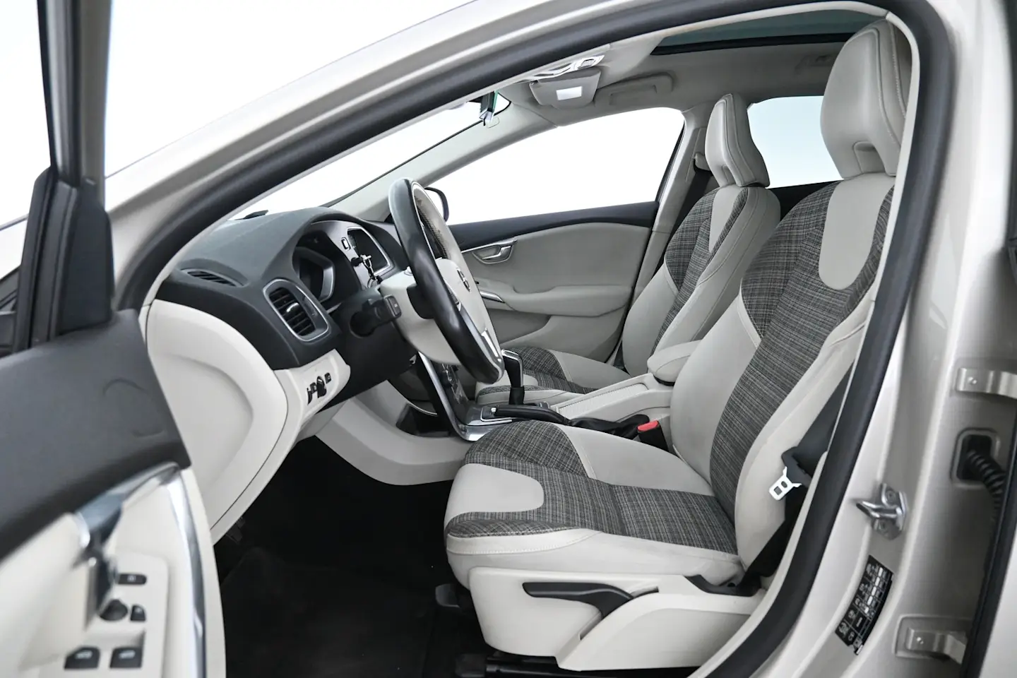 Car Image - 4ubUxjz9B5bBrzK9IrC1Af