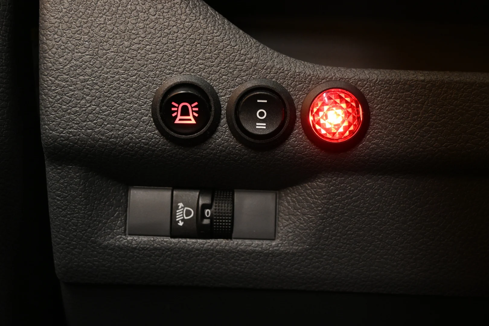 Car Image - KYOcqrKq0fqNc4D2SkkUB