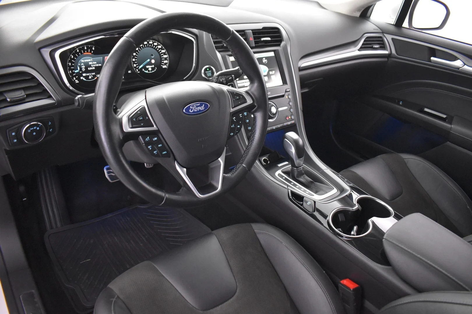 Car Image - 413hupt0Qw0fKPNnV0M1ao