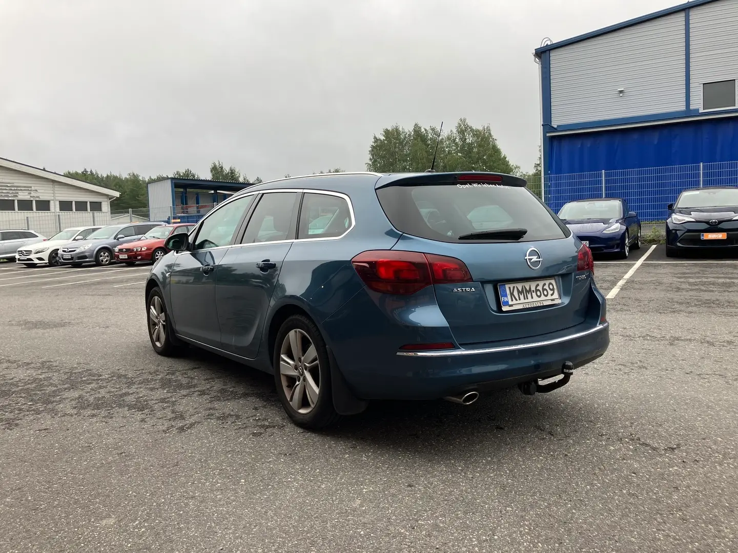 Car Image - 6qKJJzorwlscsbJwx5TNR6