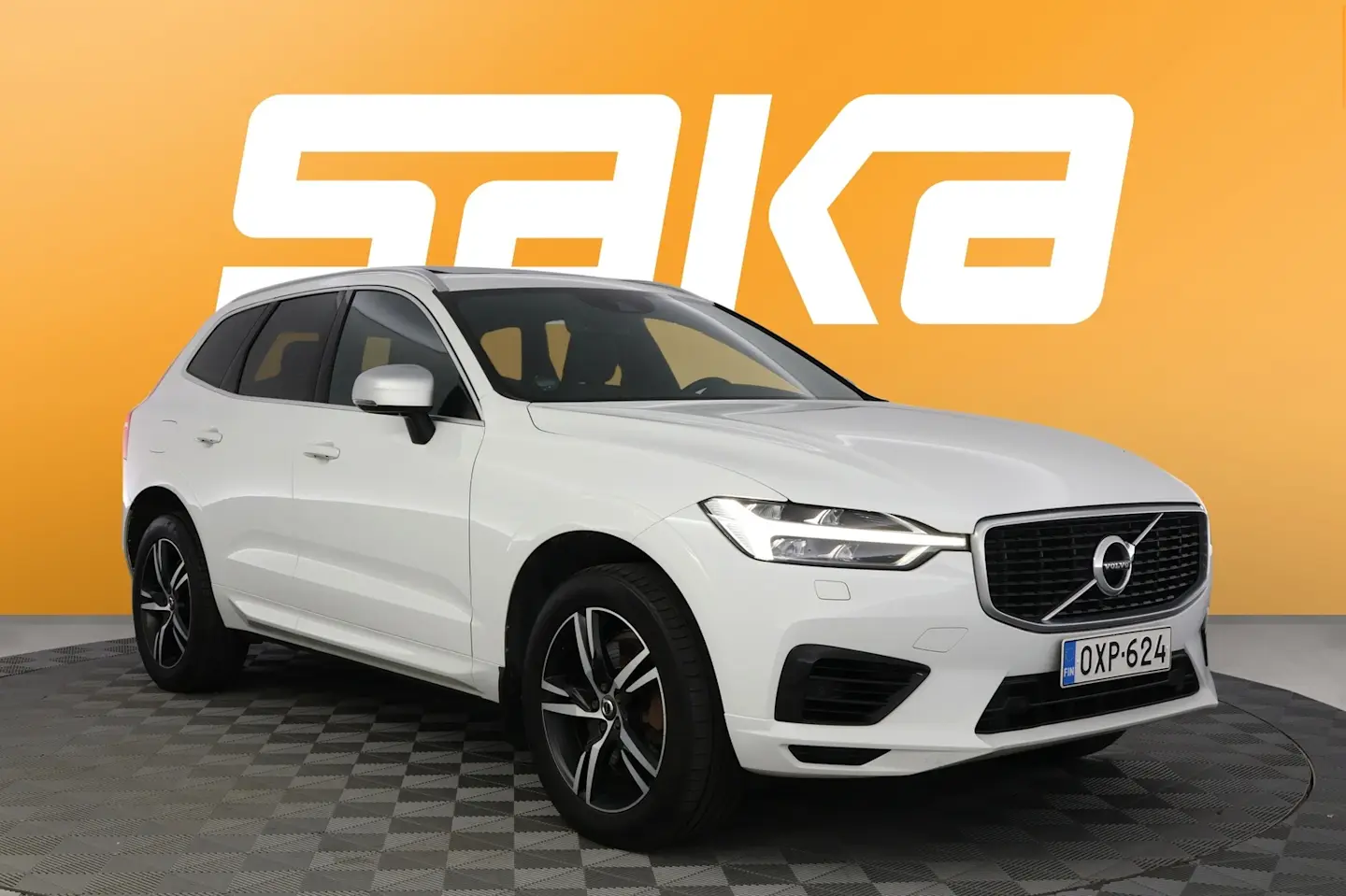 Car Image - 2yzWV51XqvpmKeDQhAbJEq