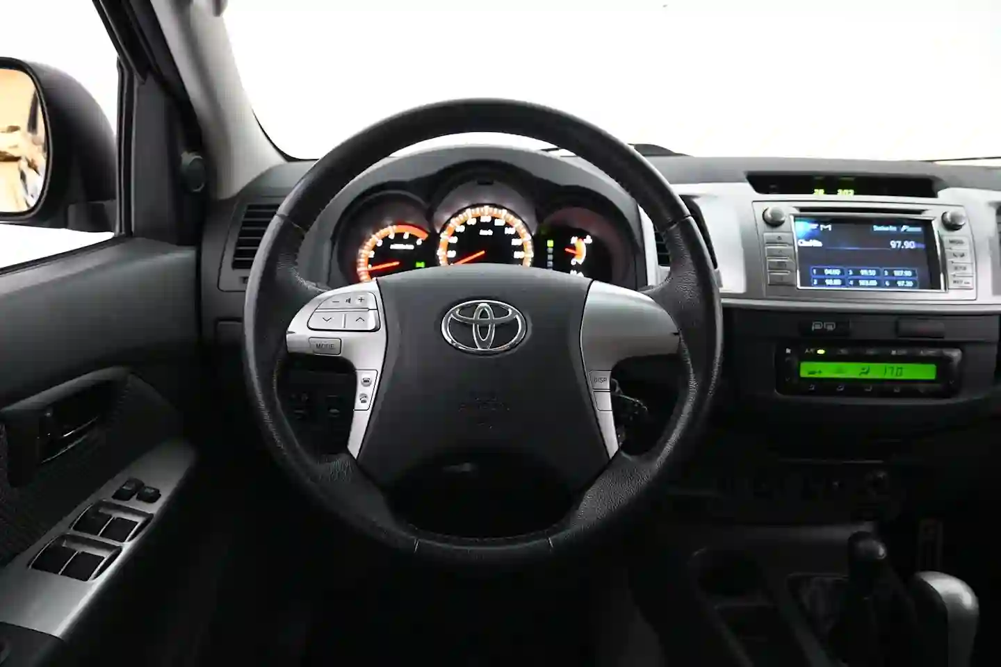 Car Image - 5dBAuPljwyHIuFzoFYdTlV