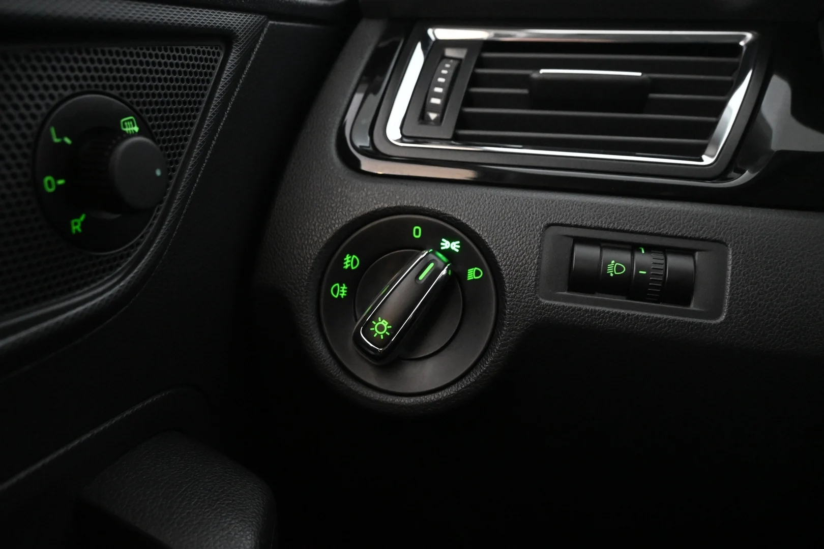 Car Image - 1o69hQArAgyPWRCL6akq2N