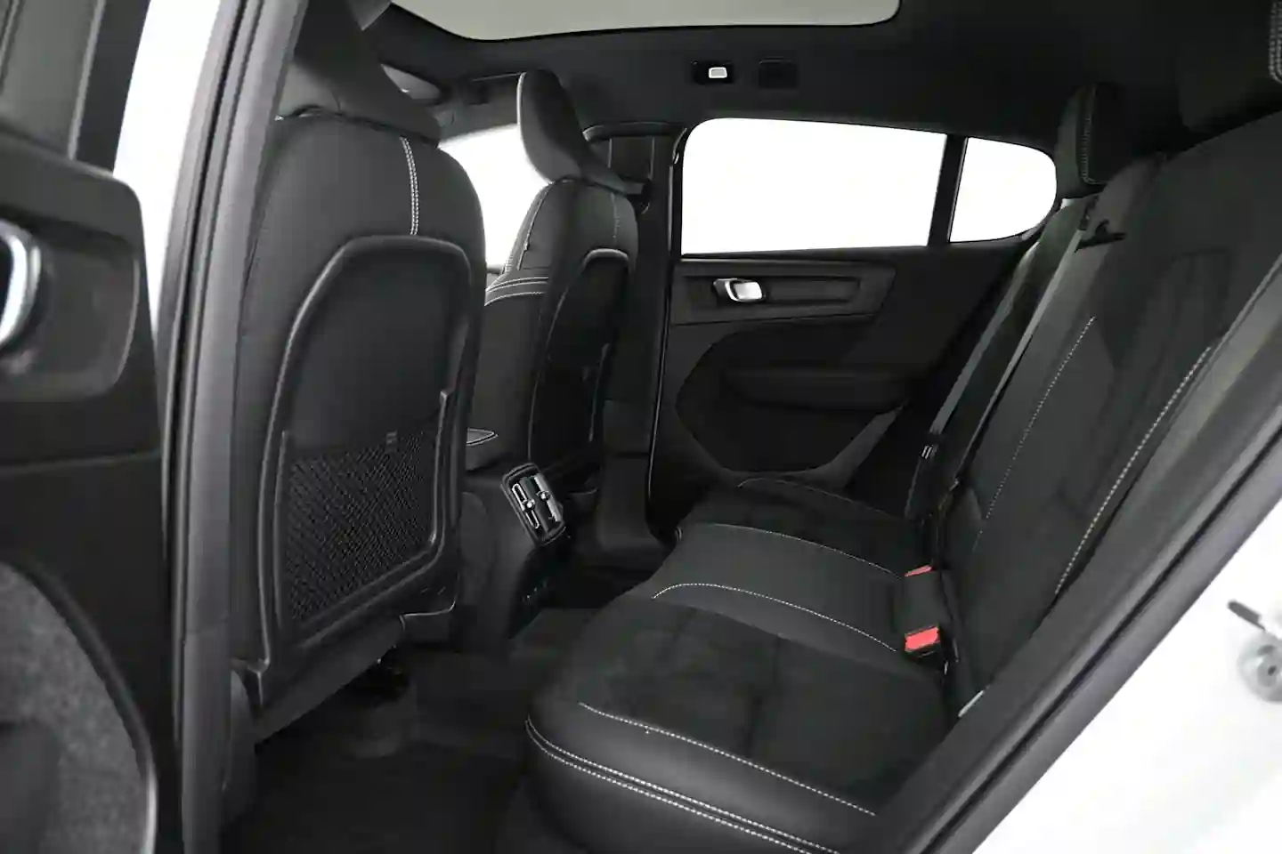 Car Image - 6UKbuzITK4E8LCB9dkqlAw