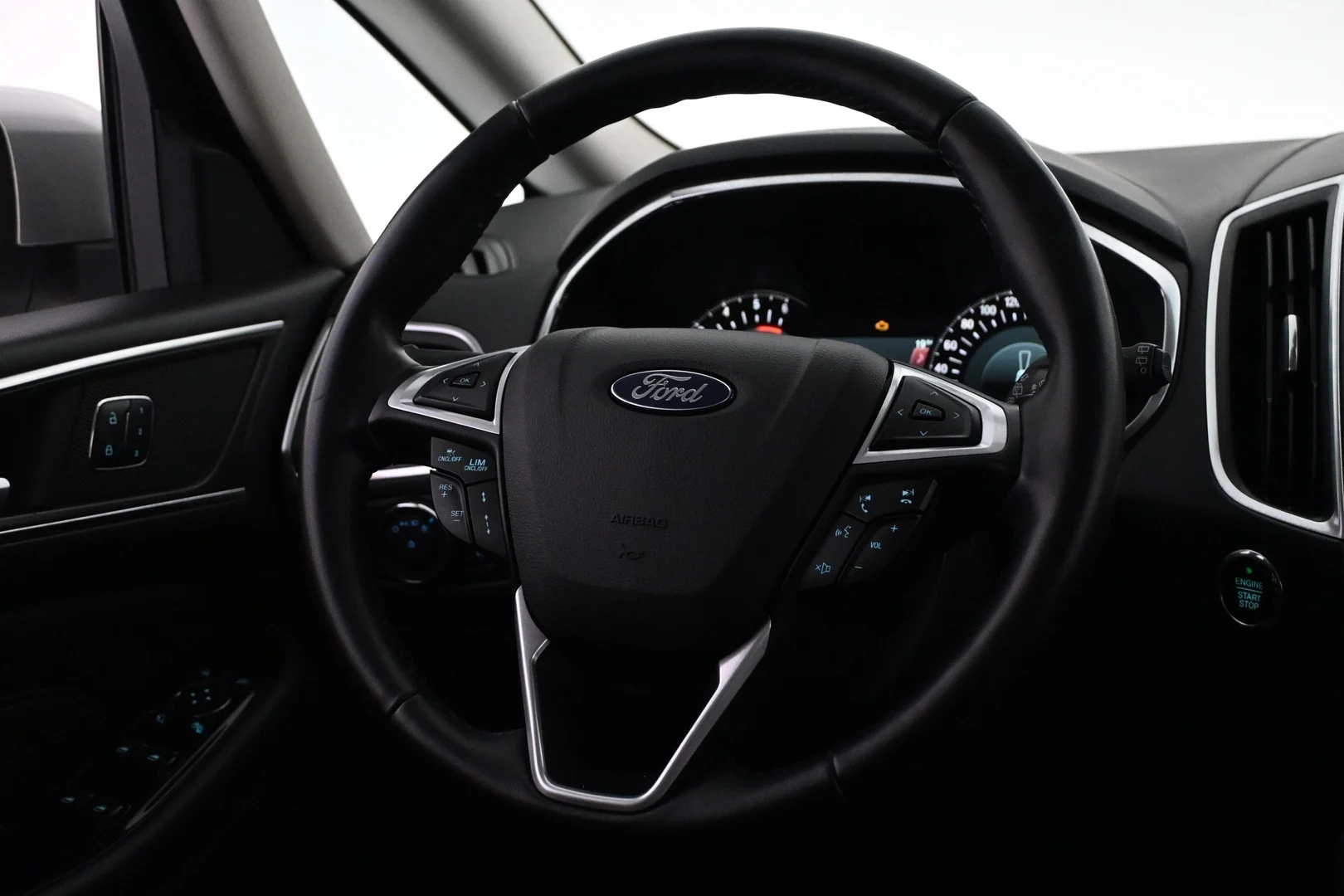 Car Image - 4T2d0GwLx97WpUTrCVmPBa
