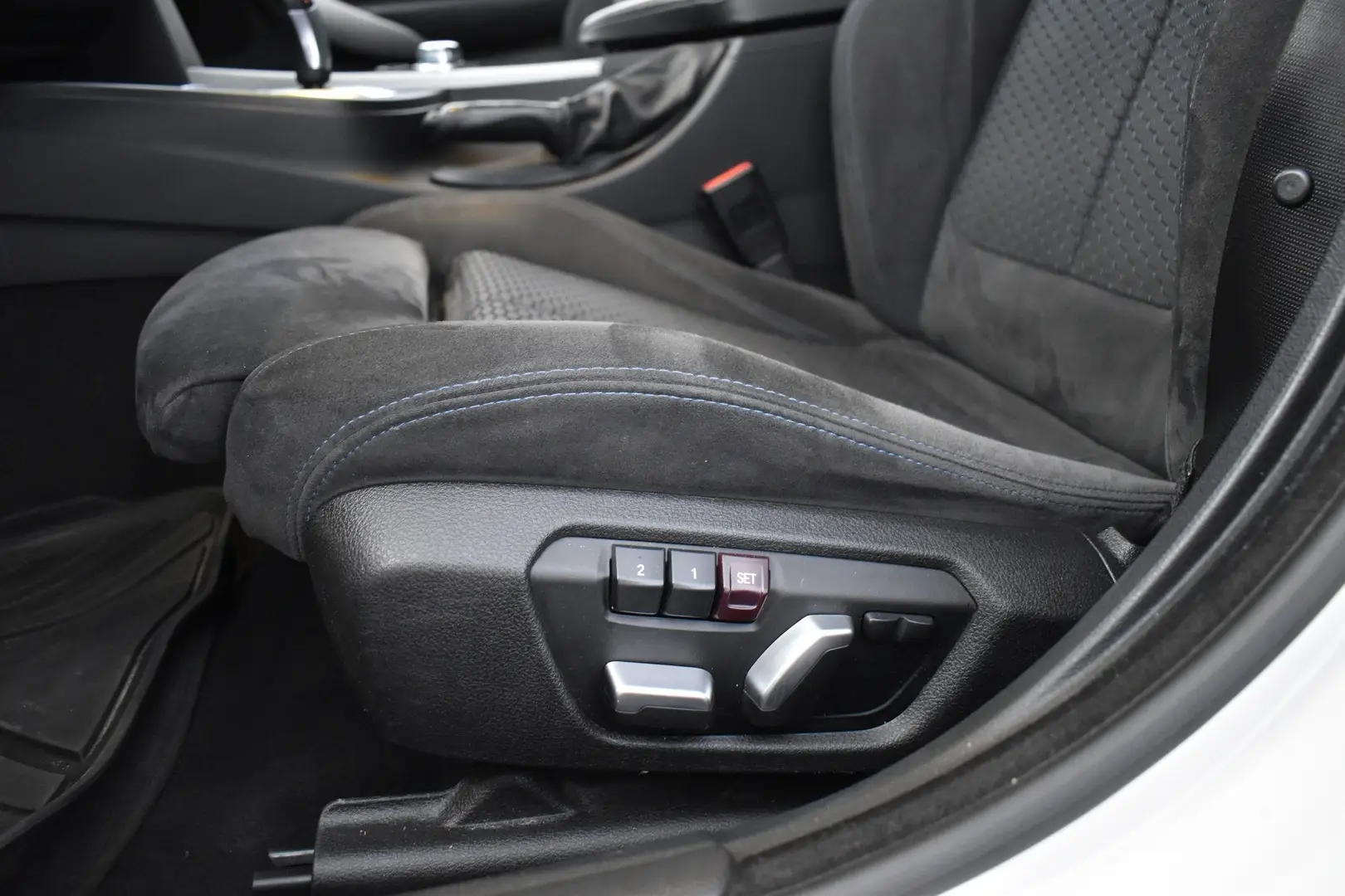 Car Image - 1w45P9nCzzWFbqU0jhRWT6