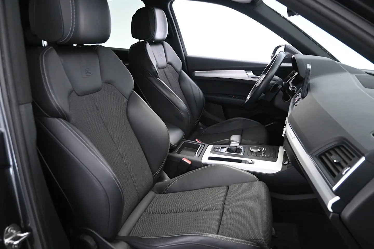 Car Image - 4zbPm4vRVrq6N3fWfcxmsj