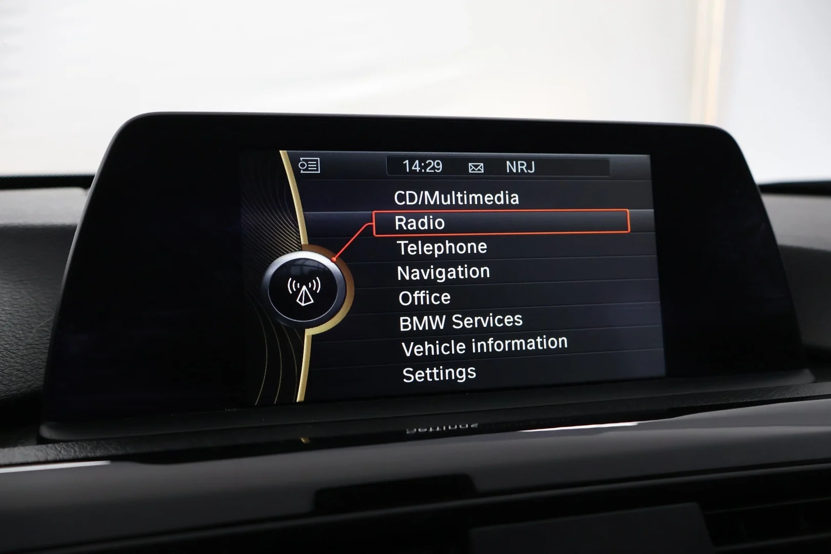 Car Image - 1HIKOyVJ6Pa25Wy346zCLV