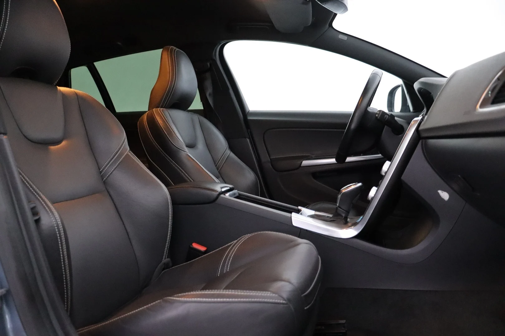 Car Image - 1rVvlCyR7KnDAGvxkTUJ1U