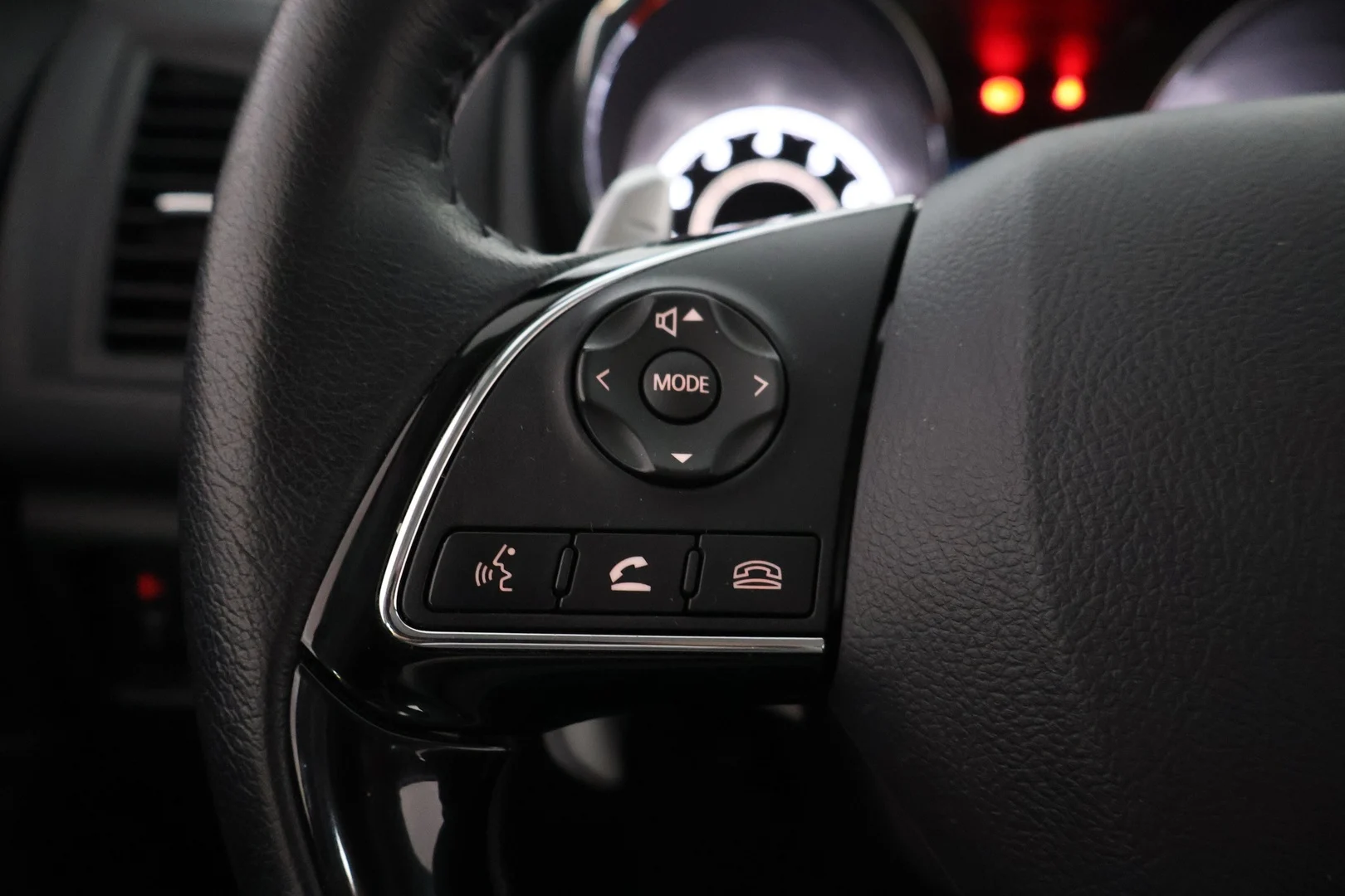 Car Image - 5uQoCn8QCTj0QlMX2Y0mCQ
