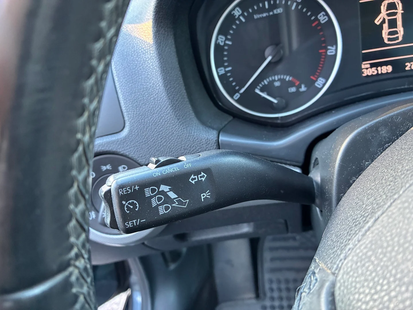 Car Image - 3VjYv7xQd9TqL2BMk6Mnge
