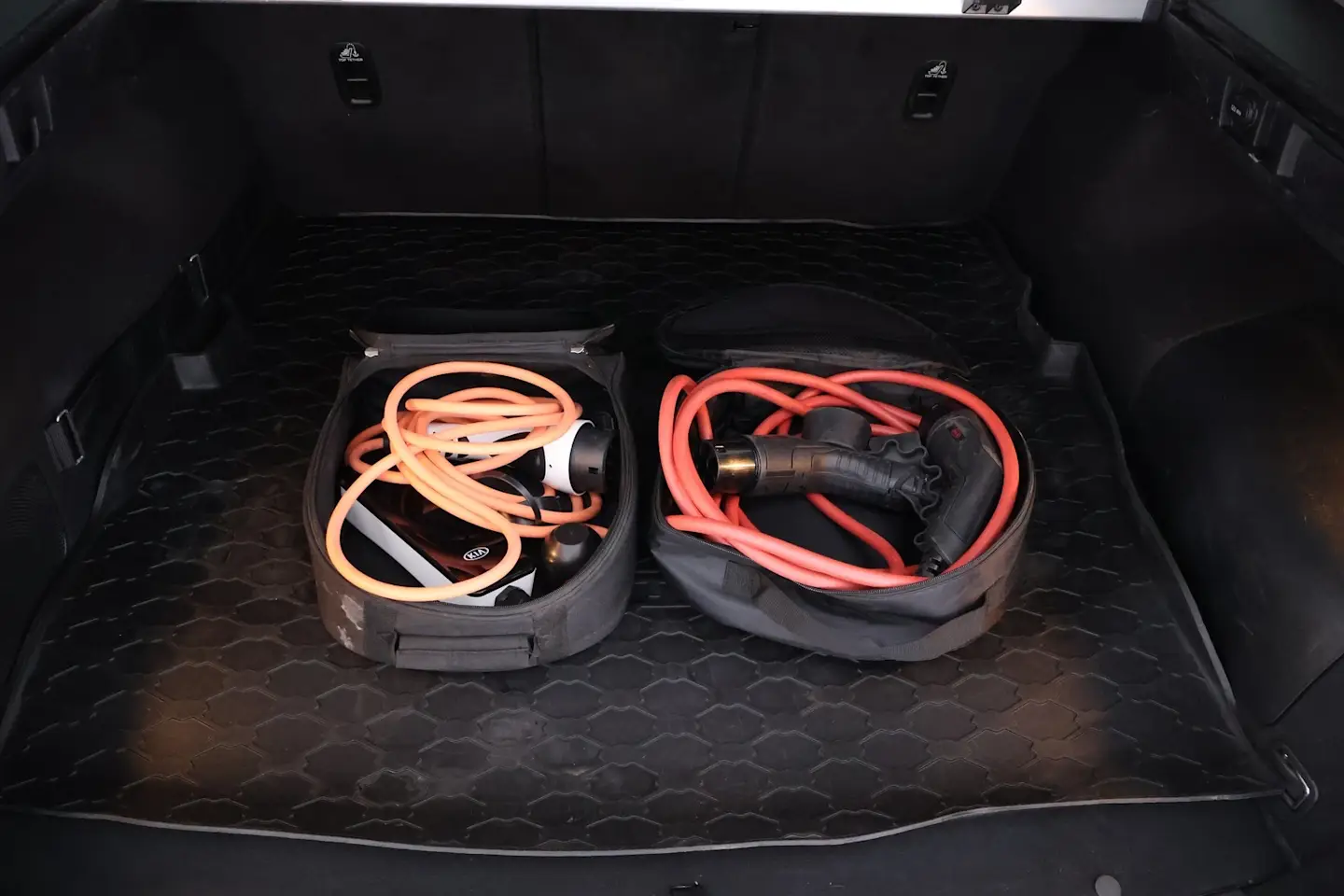 Car Image - 2gZYqtYXHqkga3HXtTmjOL