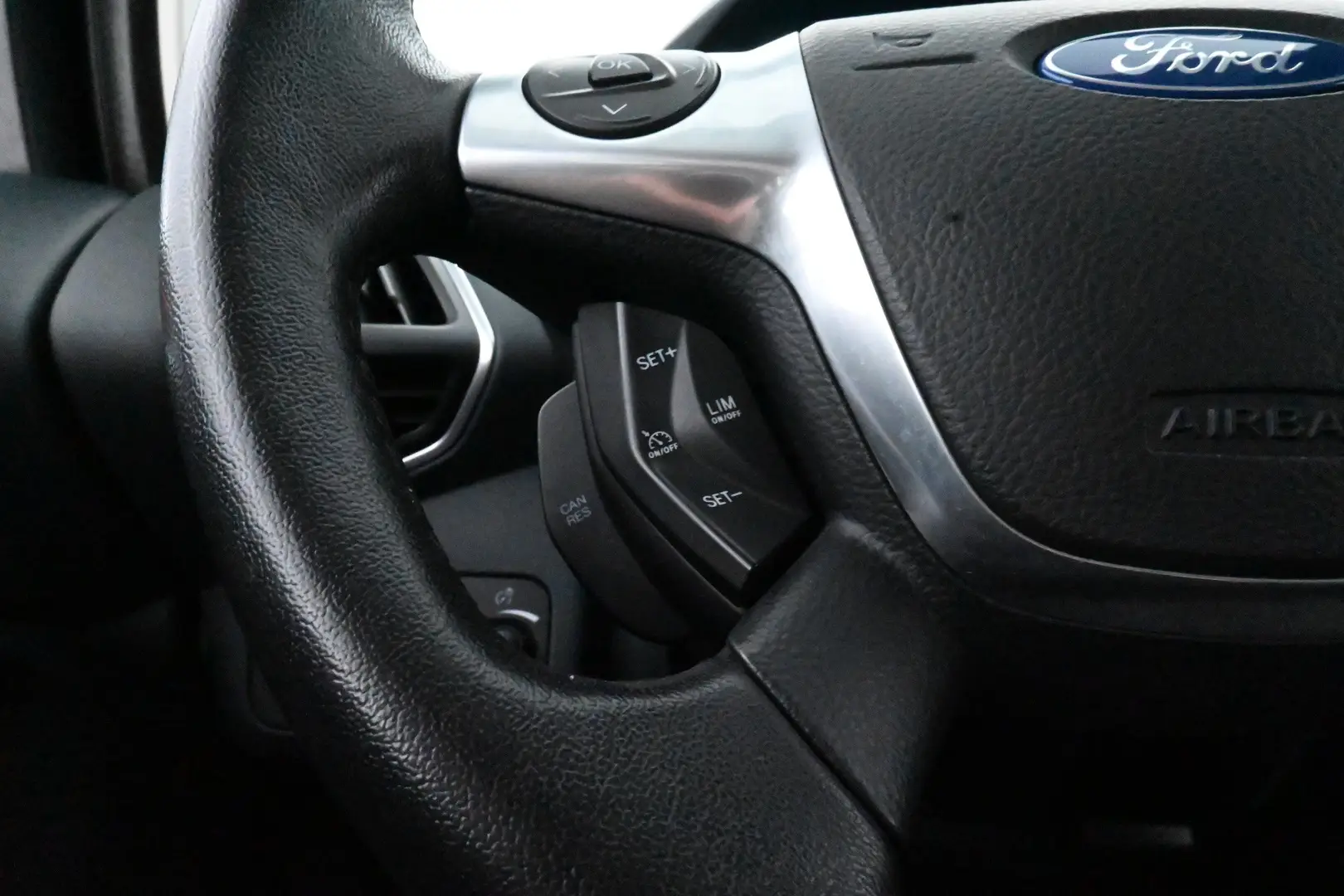 Car Image - 4u5Xbn1X6wYeCwCW2JTbh2