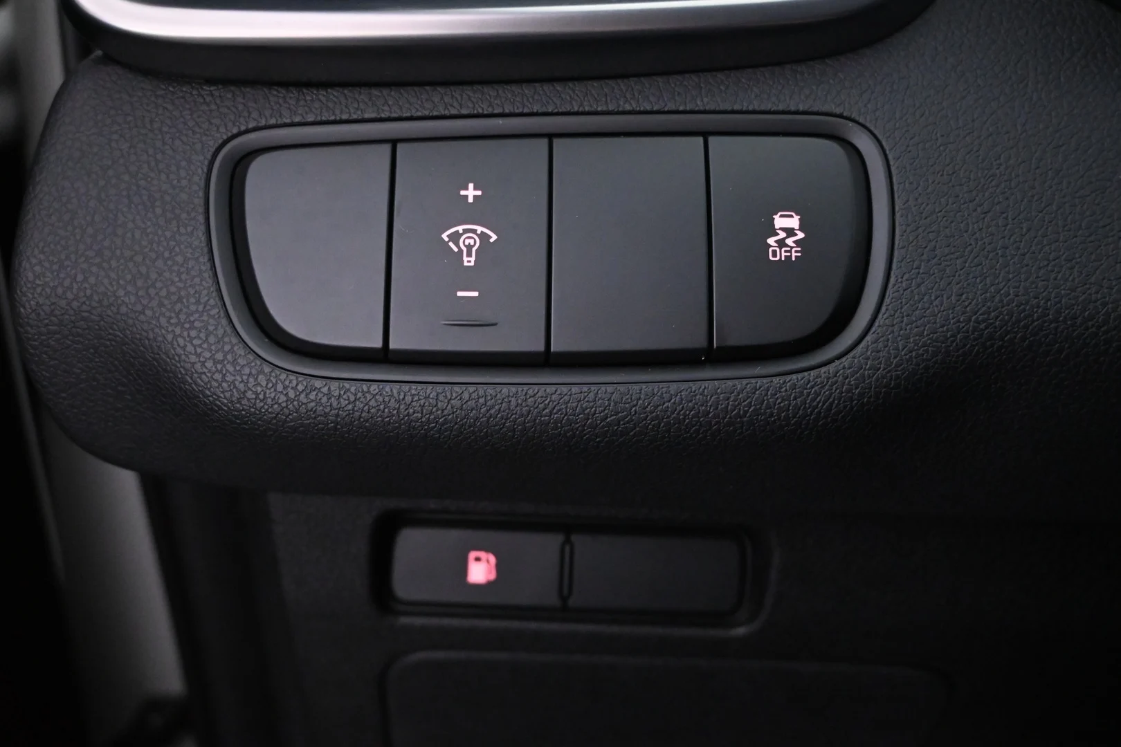 Car Image - T3XRw1AgwXQA81z2bziRC