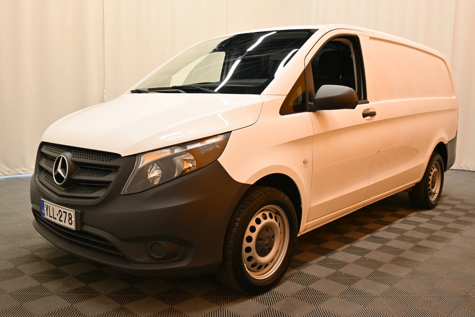 Car Image - 60DAubz4ZteYe0hrOAU6Zy