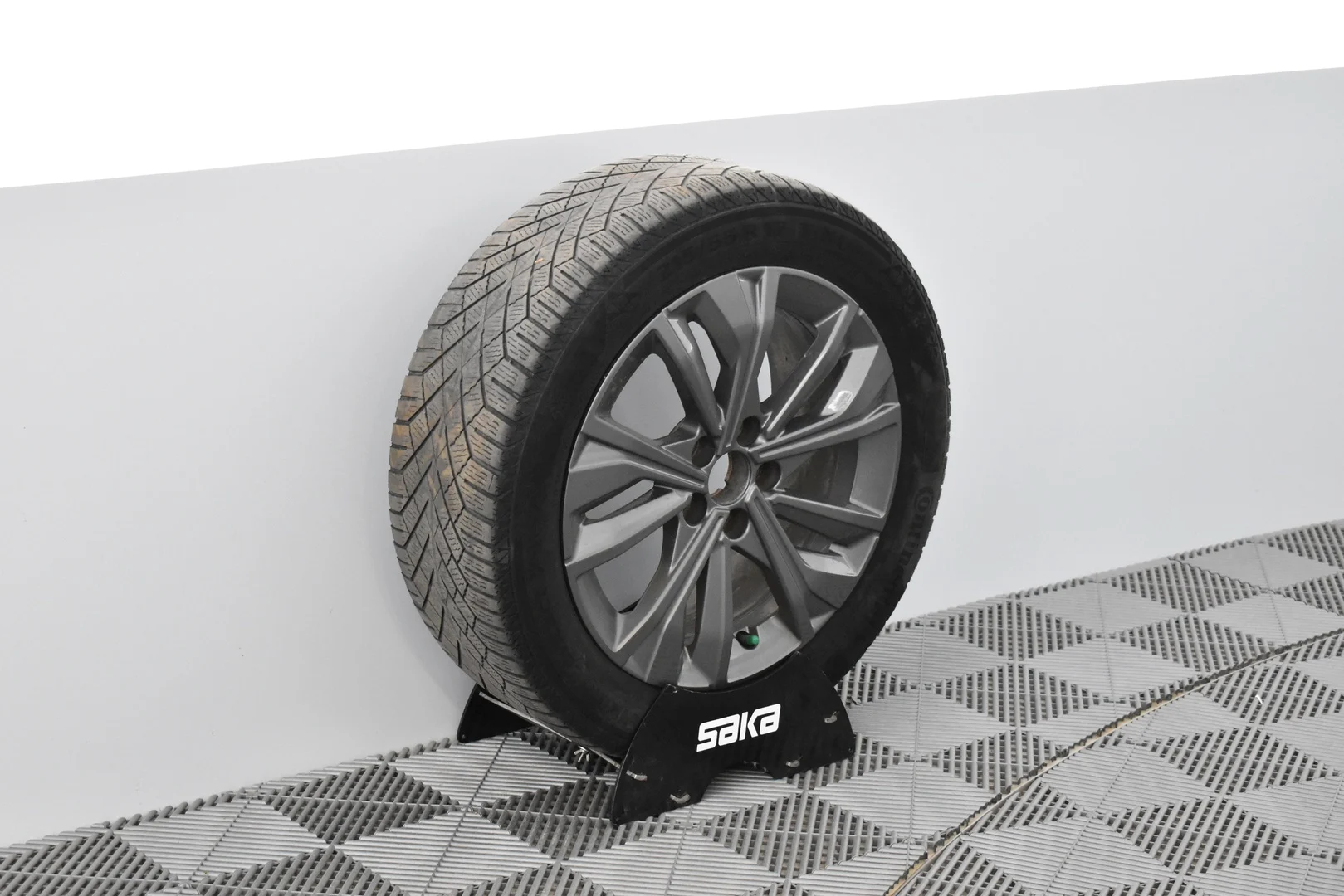 Car Image - ut5fq1Z5hH4C8EnIFZ6qM