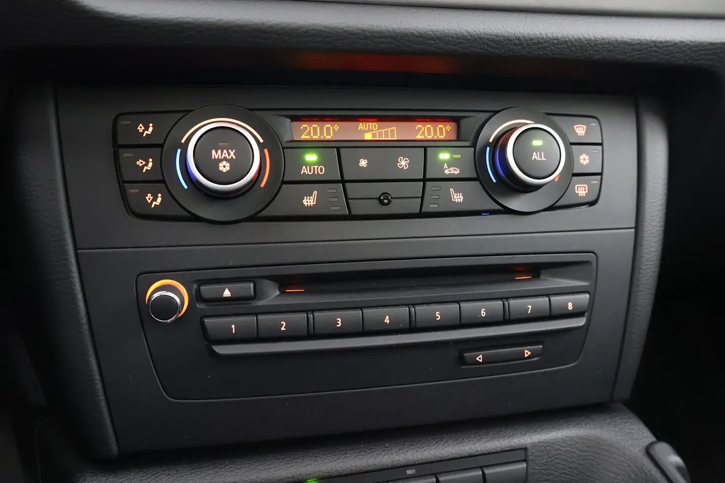 Car Image - 77IsHvSOuIvNiFFsn9eSKb
