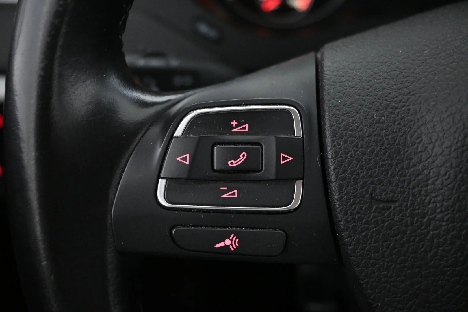 Car Image - 5kFV8JC0ij3tAlBCNCDoa3