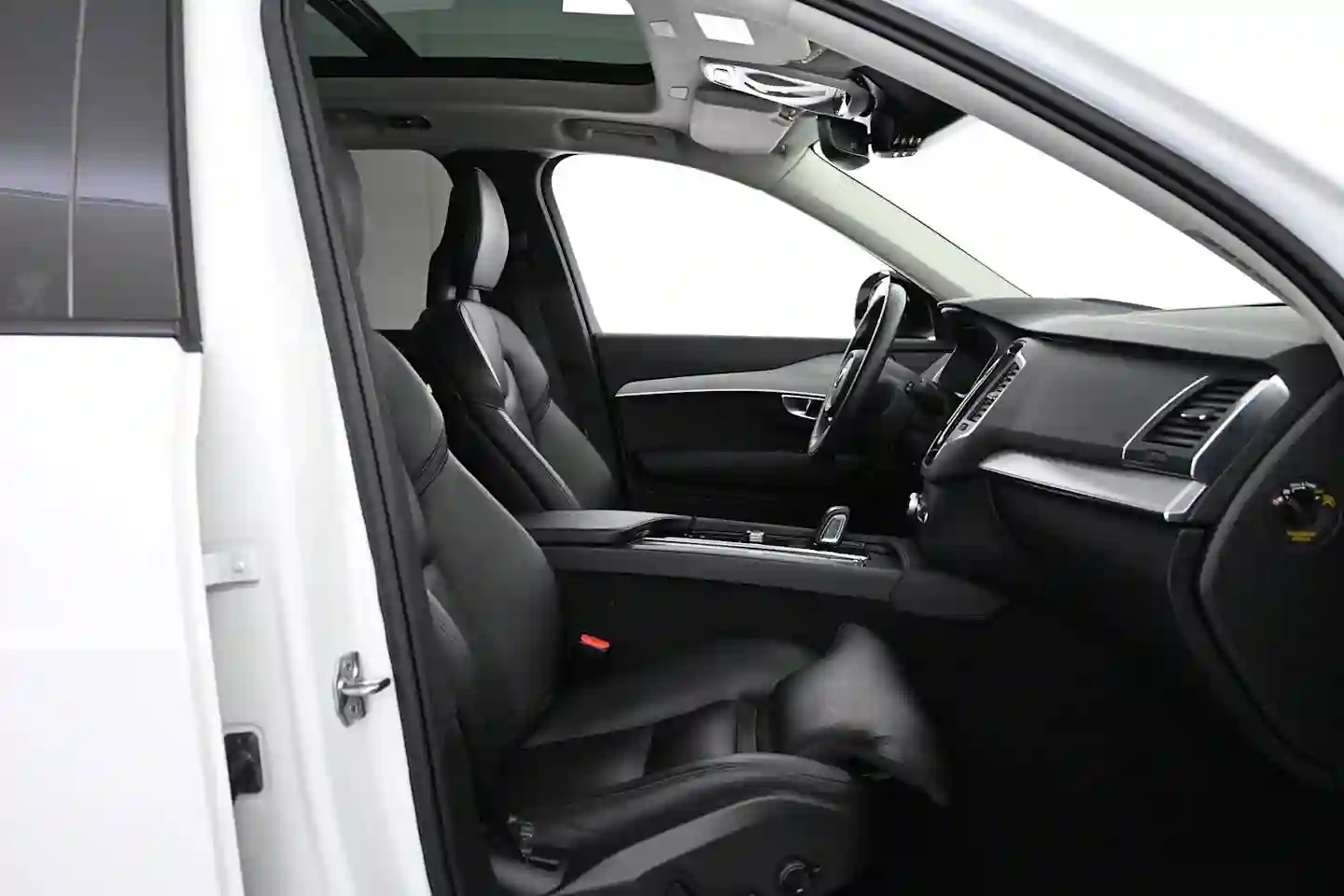Car Image - 2nmVslyYfYRVBiDCM0o4pp
