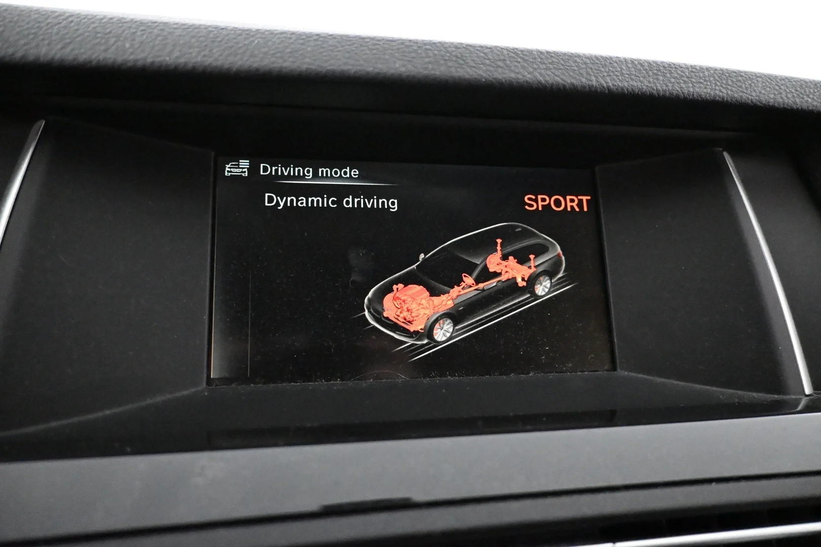 Car Image - 2iCYqVT1Ztpr4IeptAMqD6